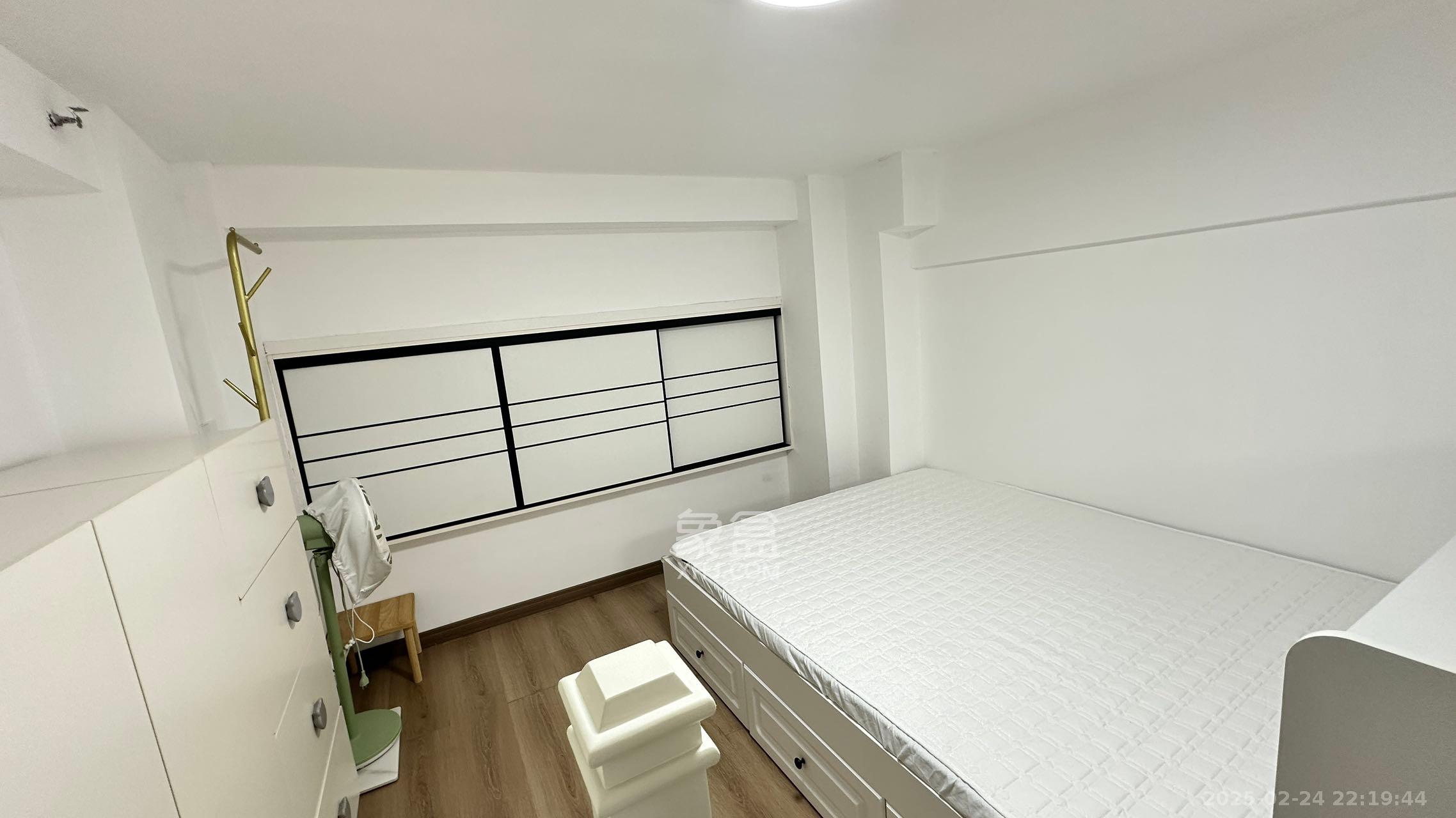 信诚湘江揽月(至善美景大厦) 1室0厅0卫 1600.0元/月 信诚湘江揽月(至善美景大厦) 1室0厅0卫 1600.0元/月室内图