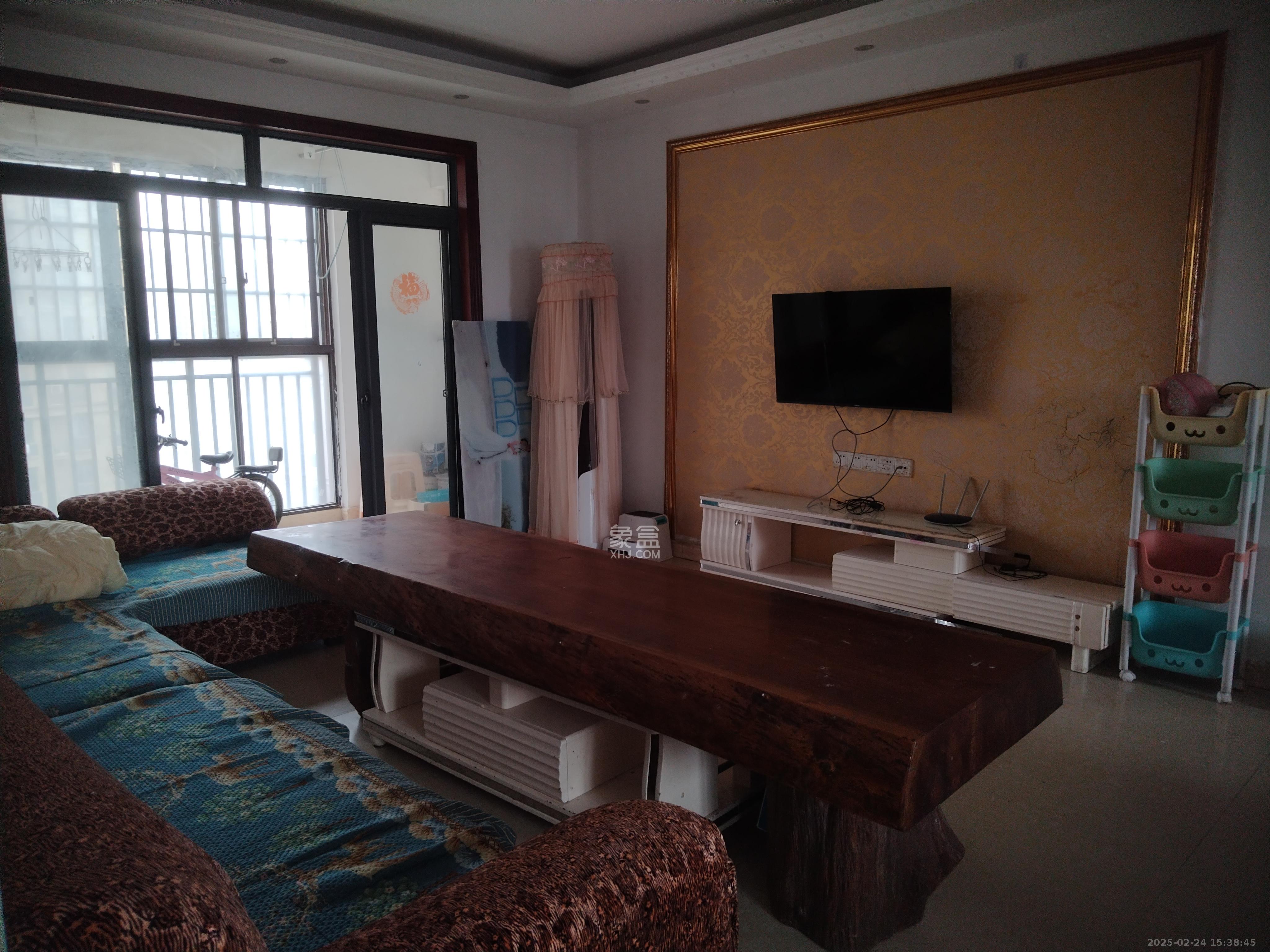 澳海澜庭 3室2厅2卫 2000.0元/月 澳海澜庭 3室2厅2卫 2000.0元/月室内图