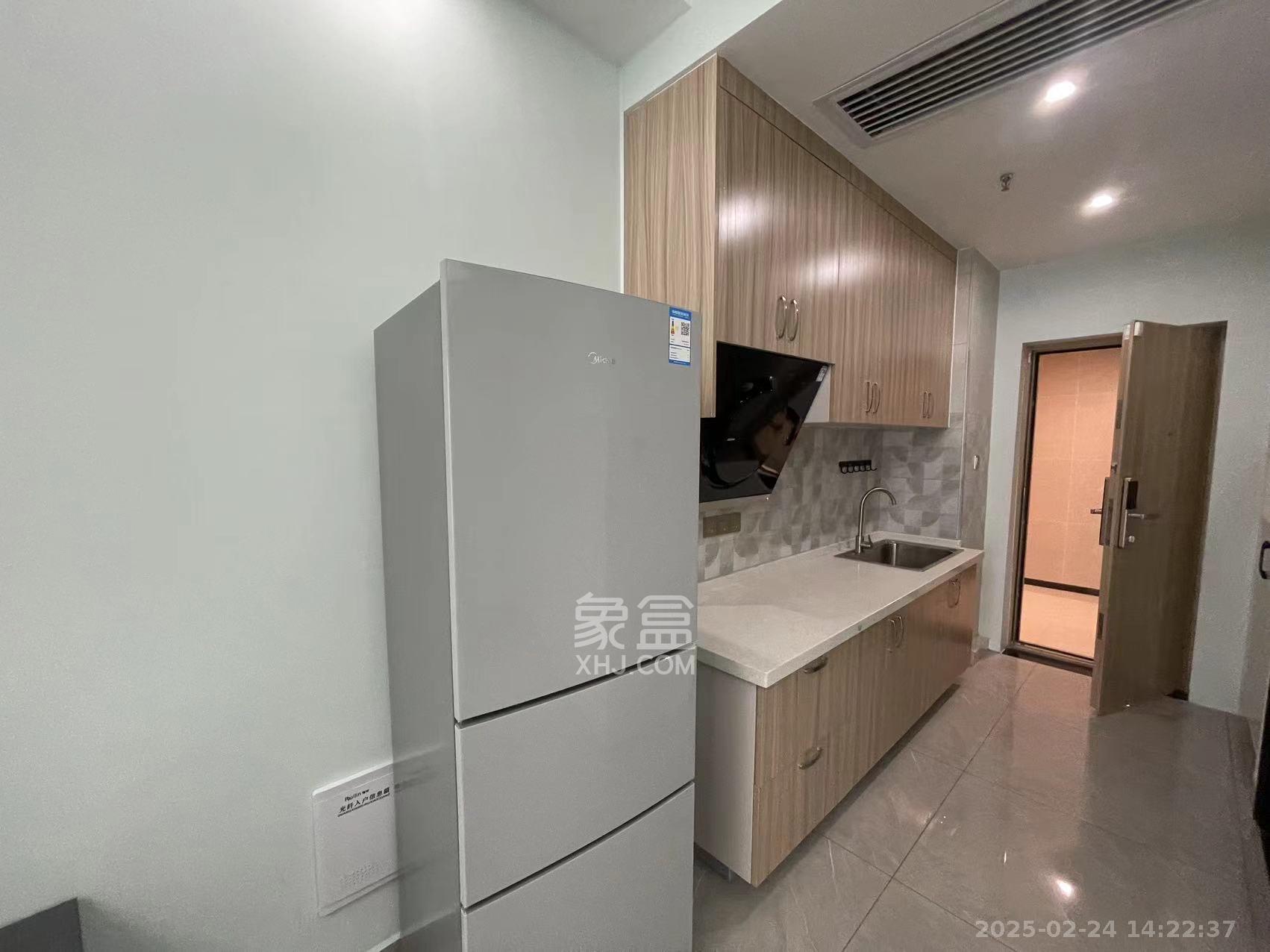 汇景发展环球中心 1室1厅1卫 3000.0元/月 汇景发展环球中心 1室1厅1卫 3000.0元/月室内图