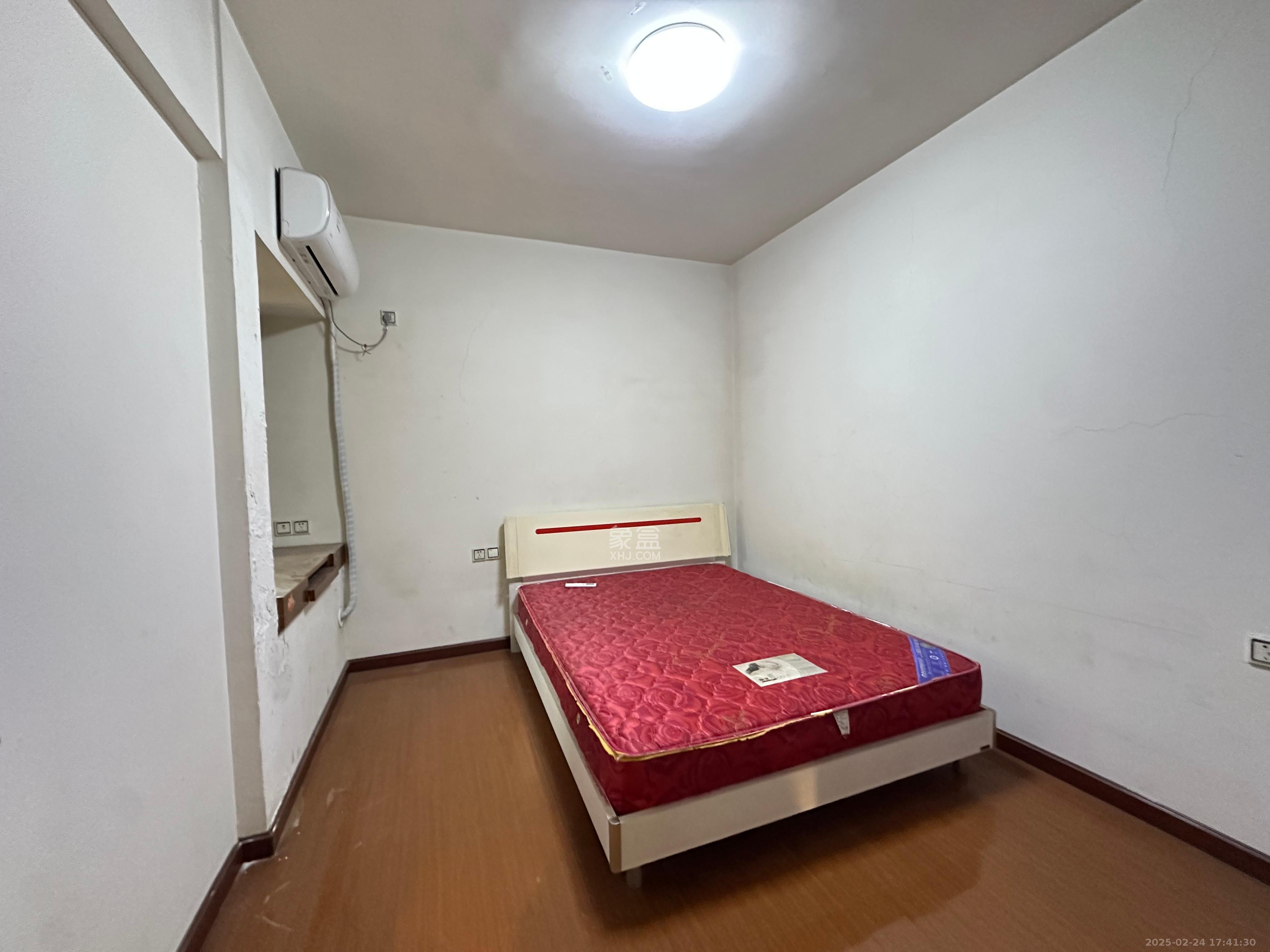 紫晶城  2室2厅1卫   1500.00元/月室内图