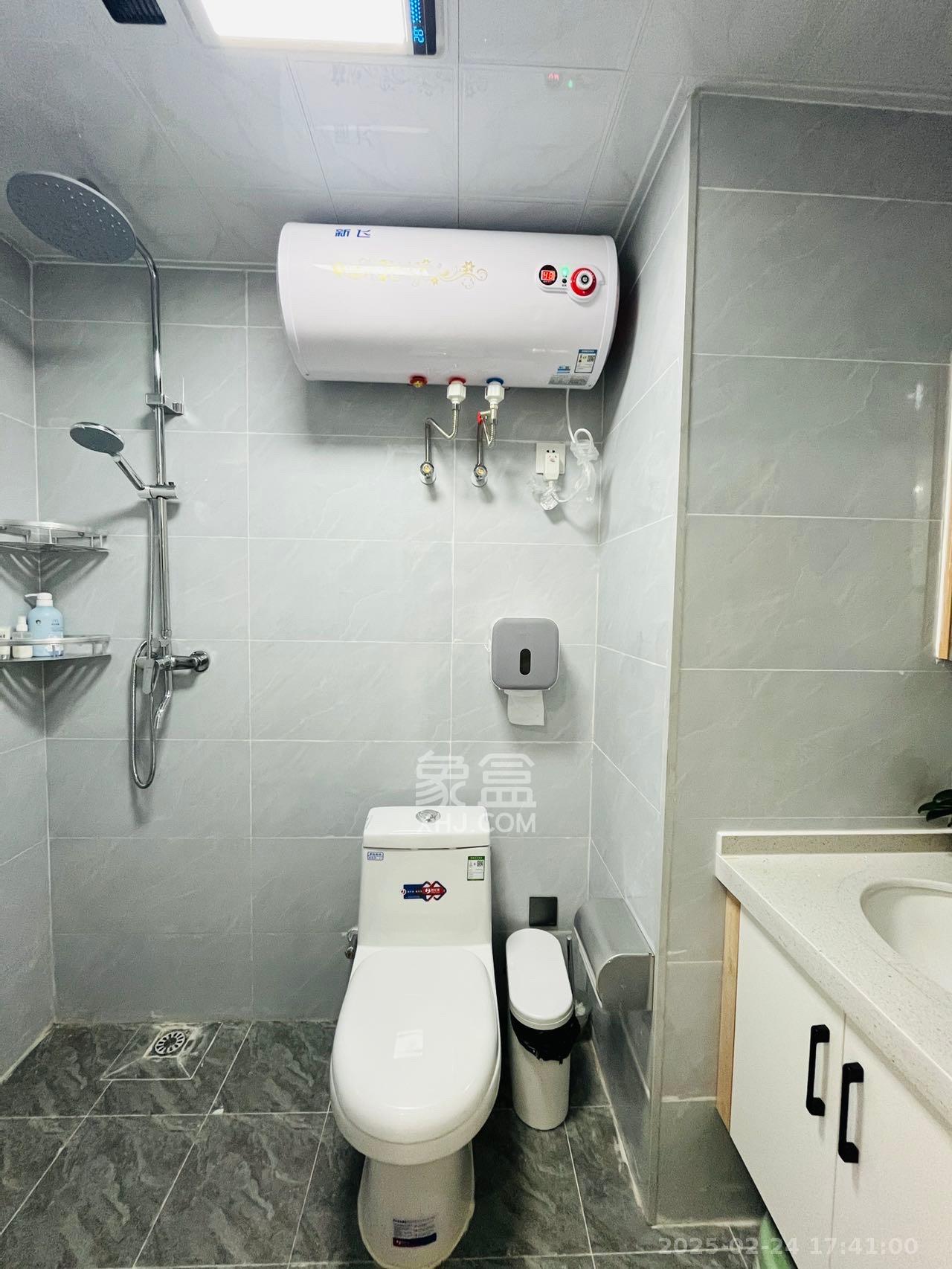 梅溪悦章 1室1厅1卫 1700.0元/月 梅溪悦章 1室1厅1卫 1700.0元/月室内图