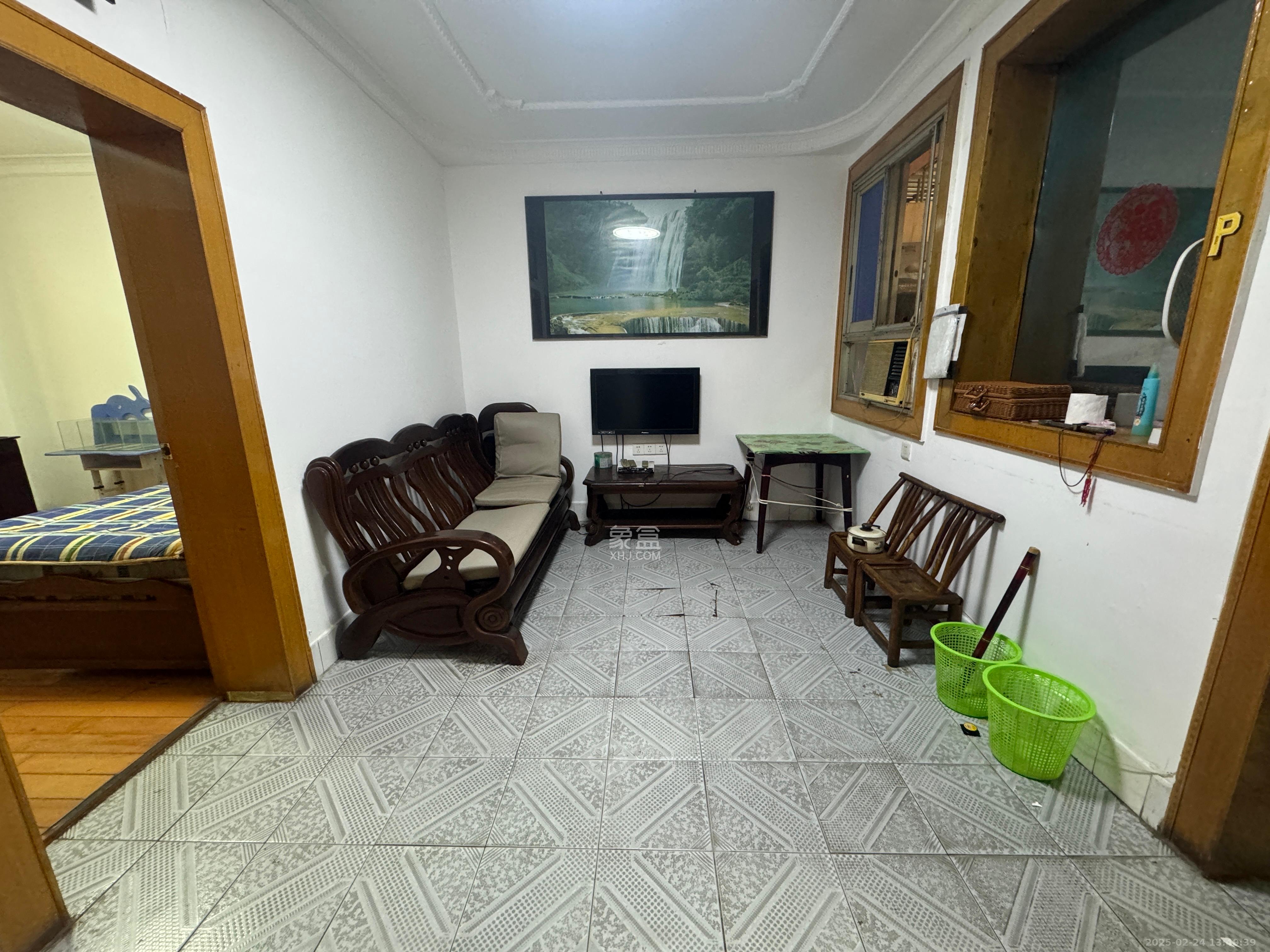 天剑社区(湖南省水利水电一公司宿舍) 1室1厅1卫 1500.0元/月 天剑社区(湖南省水利水电一公司宿舍) 1室1厅1卫 1500.0元/月室内图