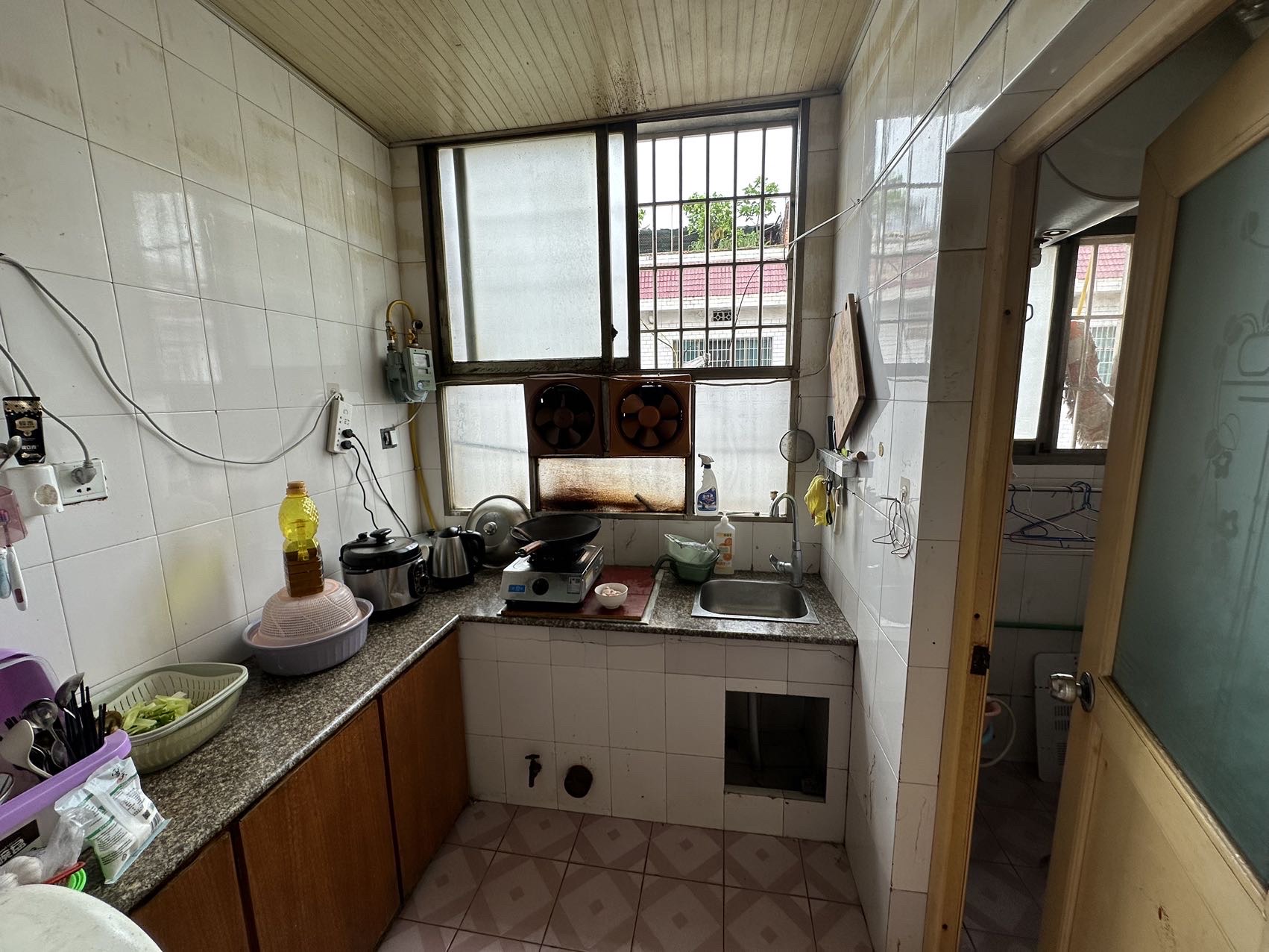 金谷市场 1室1厅1卫 15.8万 金谷市场 1室1厅1卫 15.8万客厅