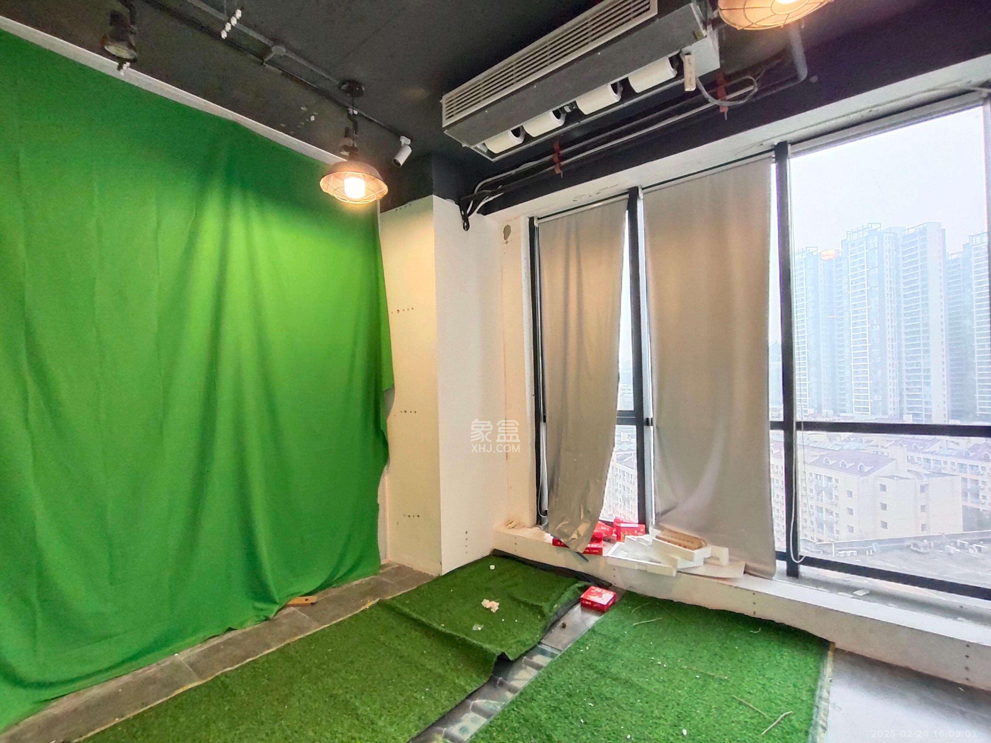 融科东南海 1室1厅1卫 10000.0元/月 融科东南海 1室1厅1卫 10000.0元/月室内图