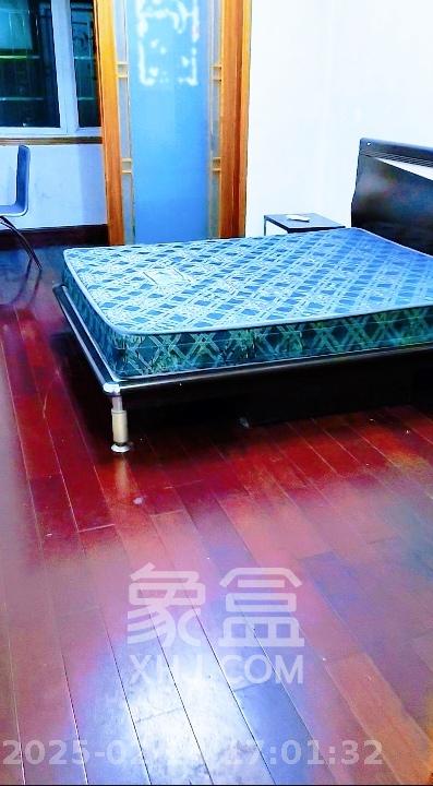 天星家园  4室2厅2卫    1500.0元/月室内图