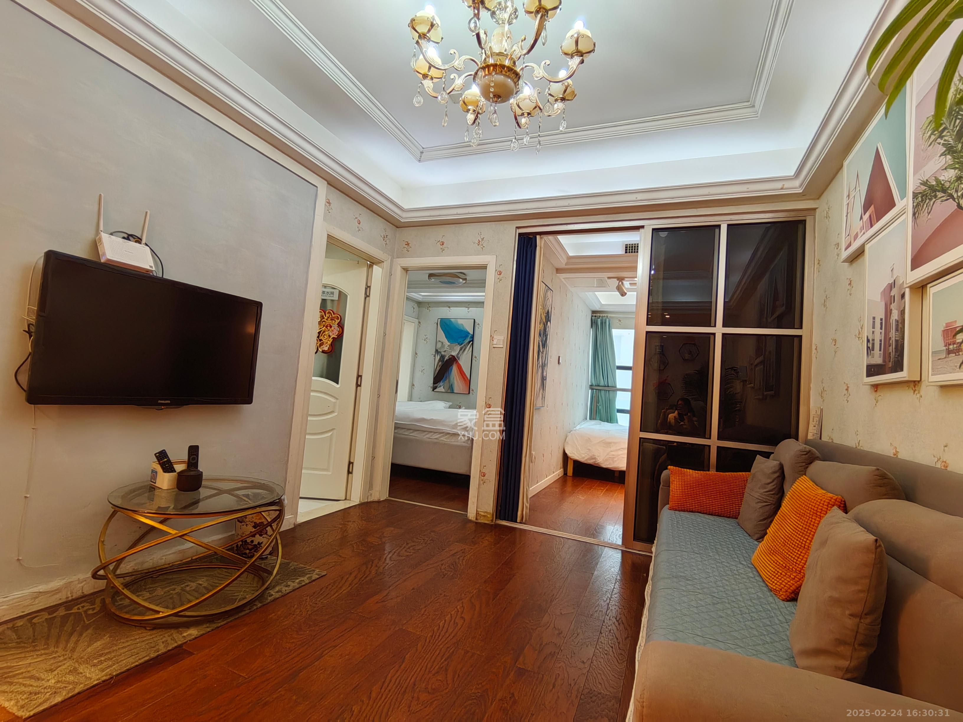 壹号公馆  2室1厅1卫    3000.0元/月 壹号公馆  2室1厅1卫    3000.0元/月室内图