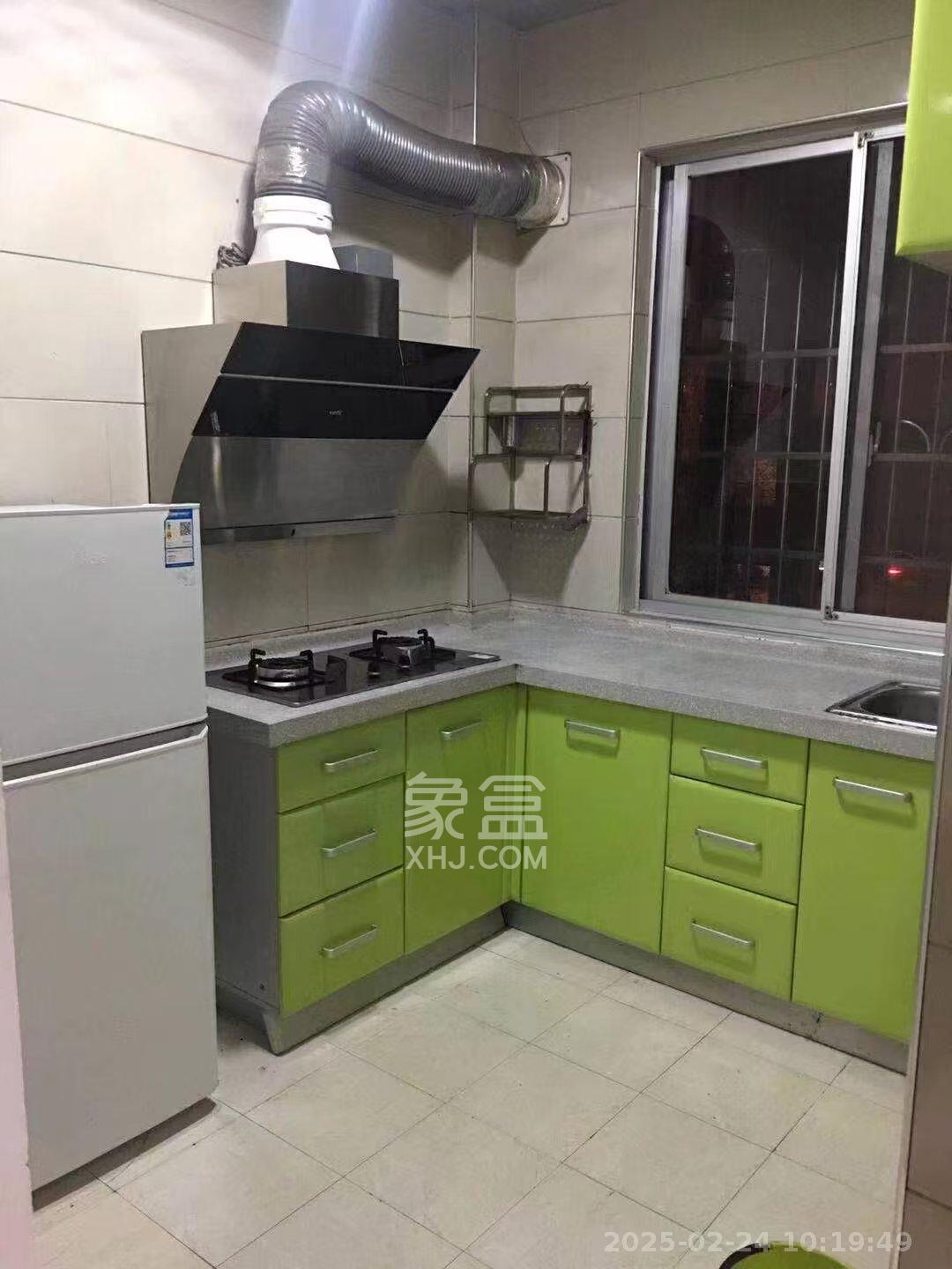 西龙苑安置小区(西垅苑小区) 2室1厅1卫 1500.0元/月 西龙苑安置小区(西垅苑小区) 2室1厅1卫 1500.0元/月室内图