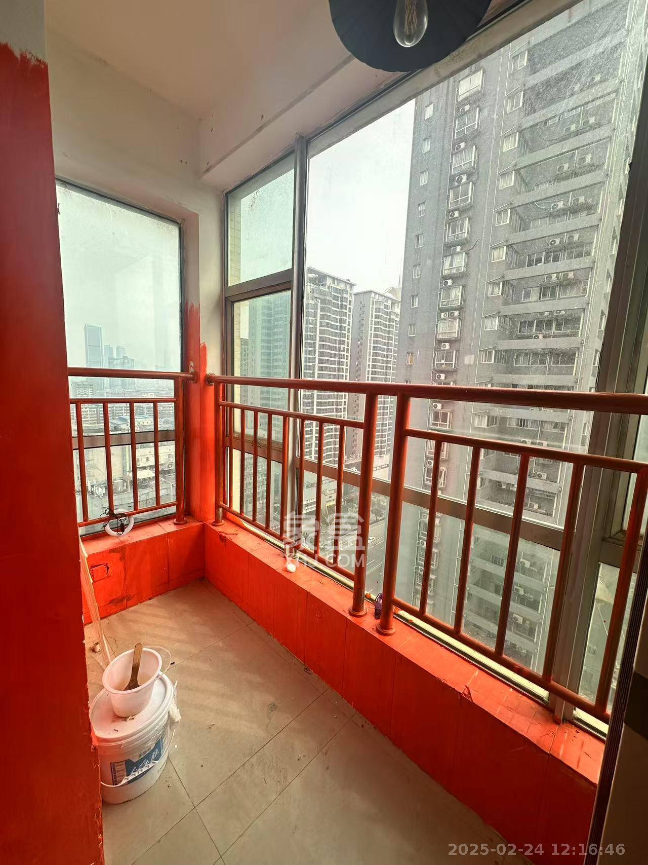 五一新干线  1室1厅1卫    2500.0元/月室内图