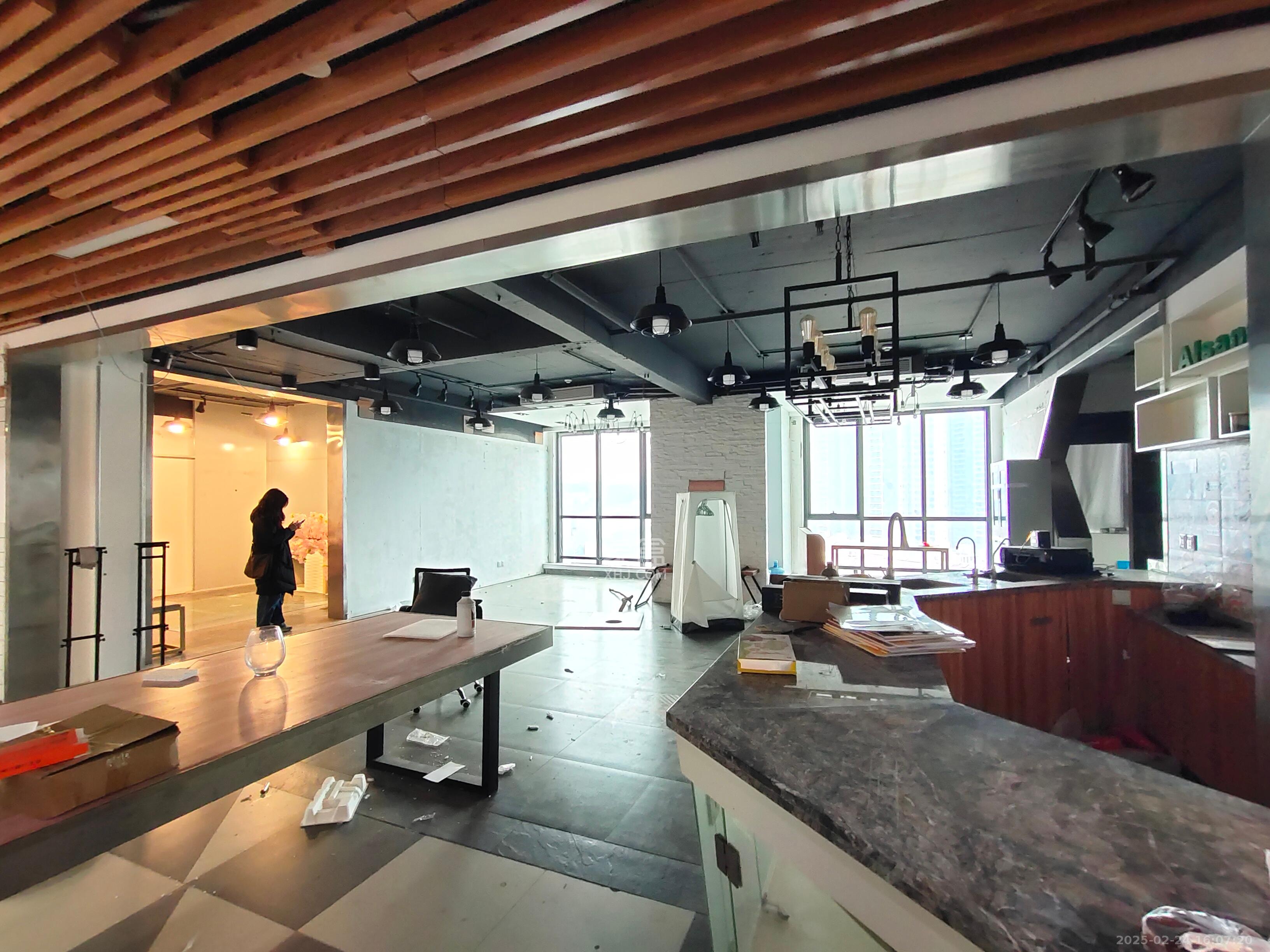 融科东南海 1室0厅0卫 10000.0元/月 融科东南海 1室0厅0卫 10000.0元/月室内图