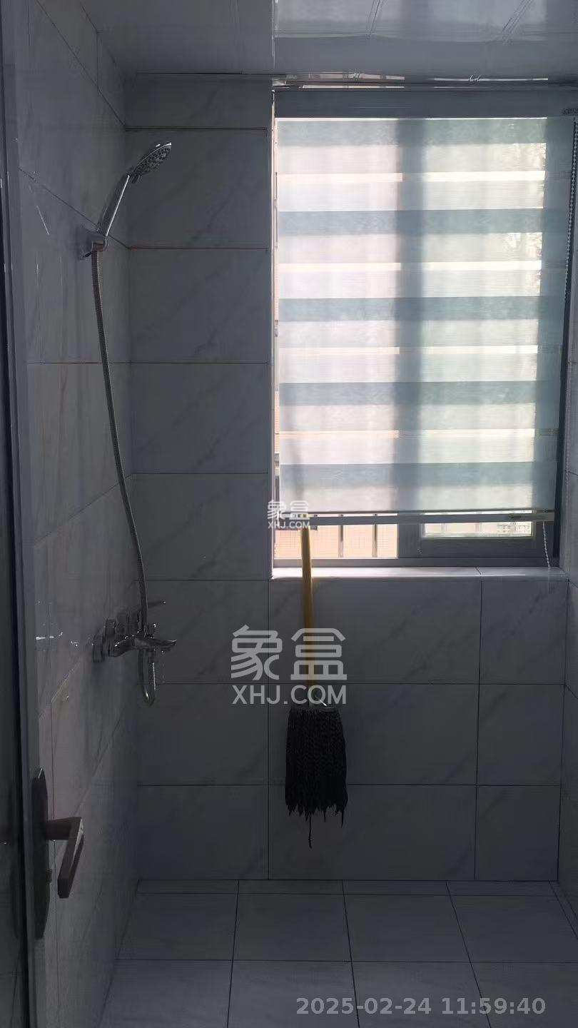 汇景豪庭 2室1厅1卫 2600.00元/月 汇景豪庭 2室1厅1卫 2600.00元/月室内图