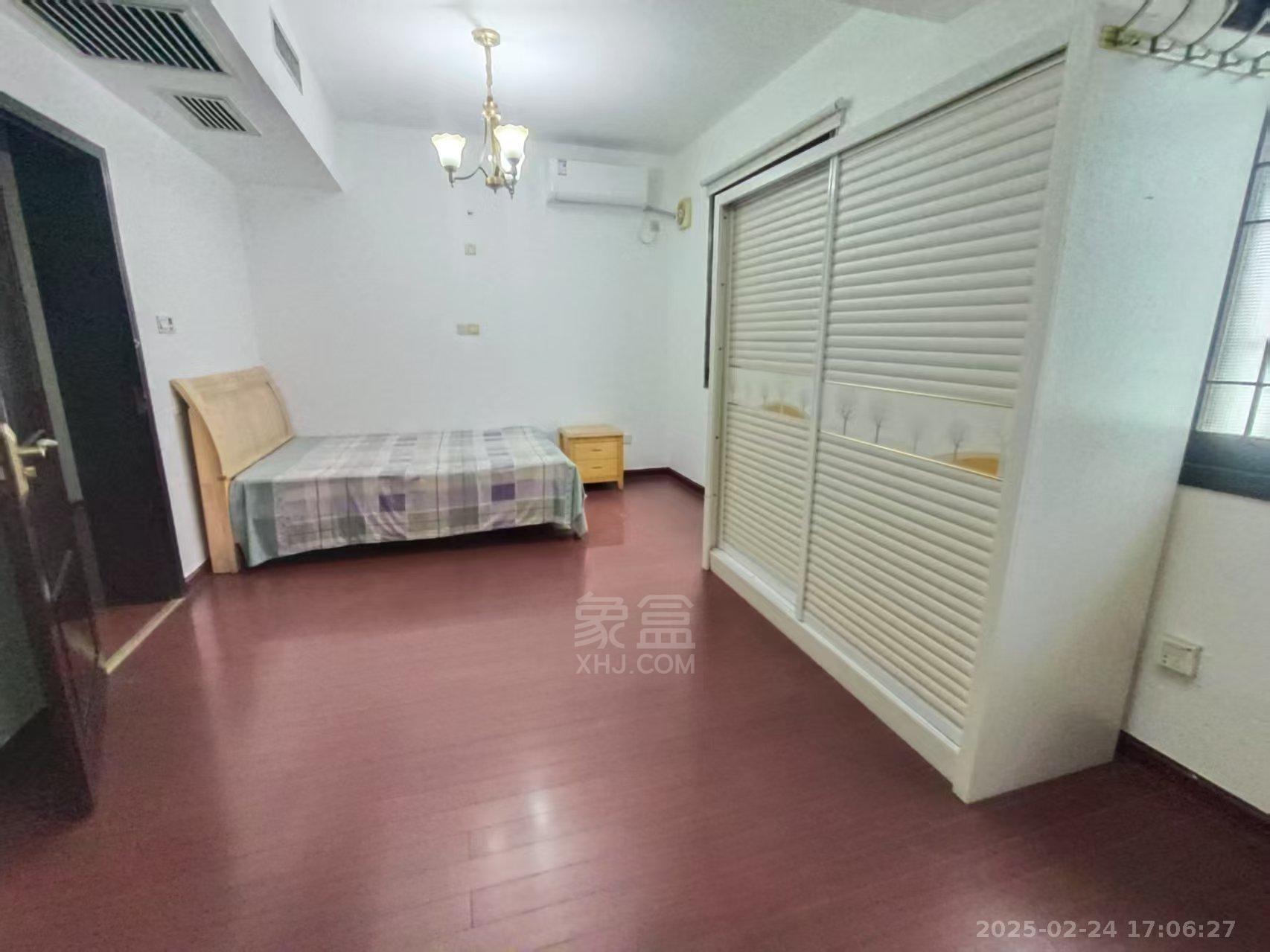 天元区蓝天花园 2室2厅1卫 2500.0元/月 天元区蓝天花园 2室2厅1卫 2500.0元/月室内图