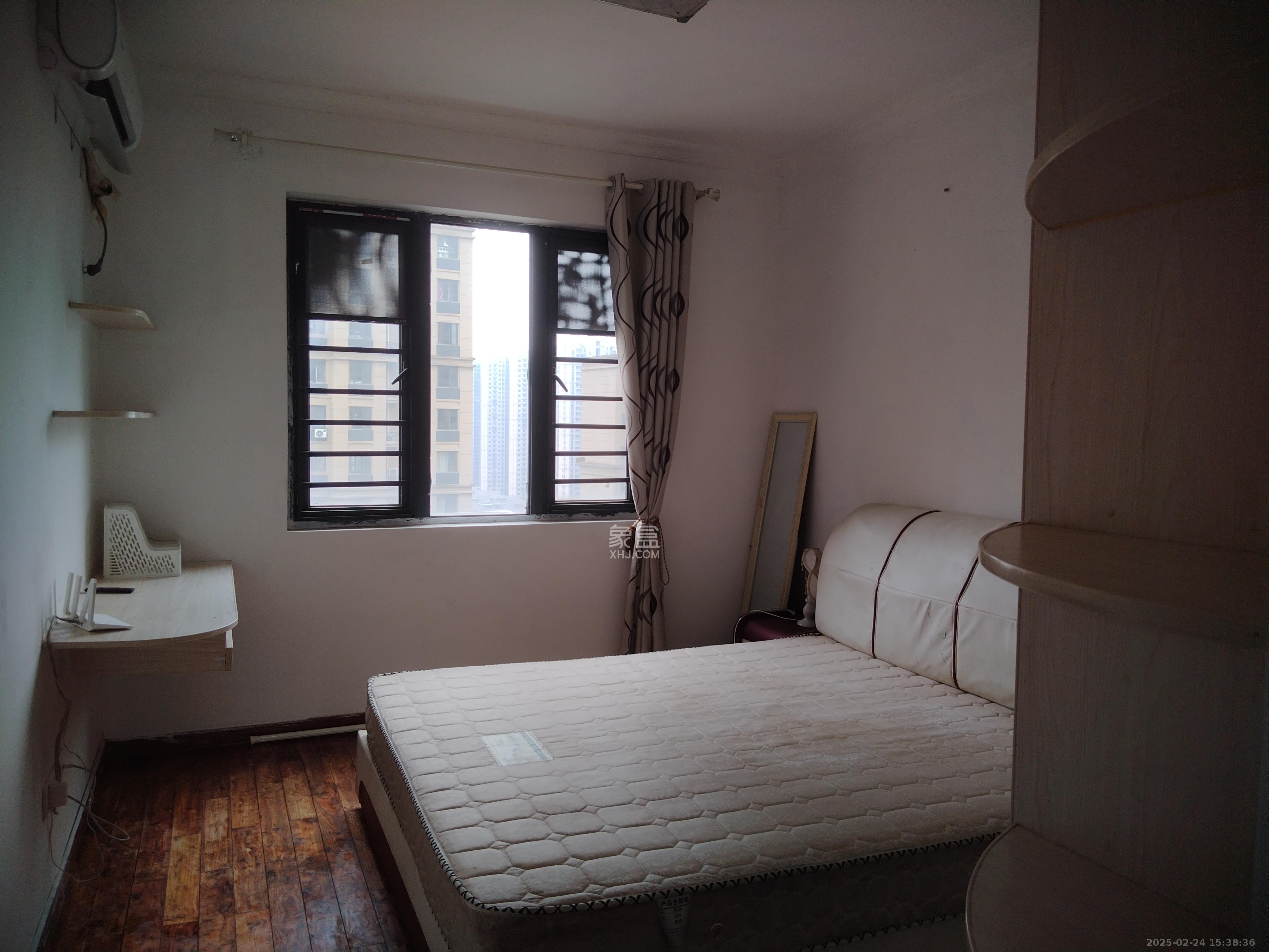 澳海澜庭 3室2厅2卫 2000.0元/月 澳海澜庭 3室2厅2卫 2000.0元/月室内图