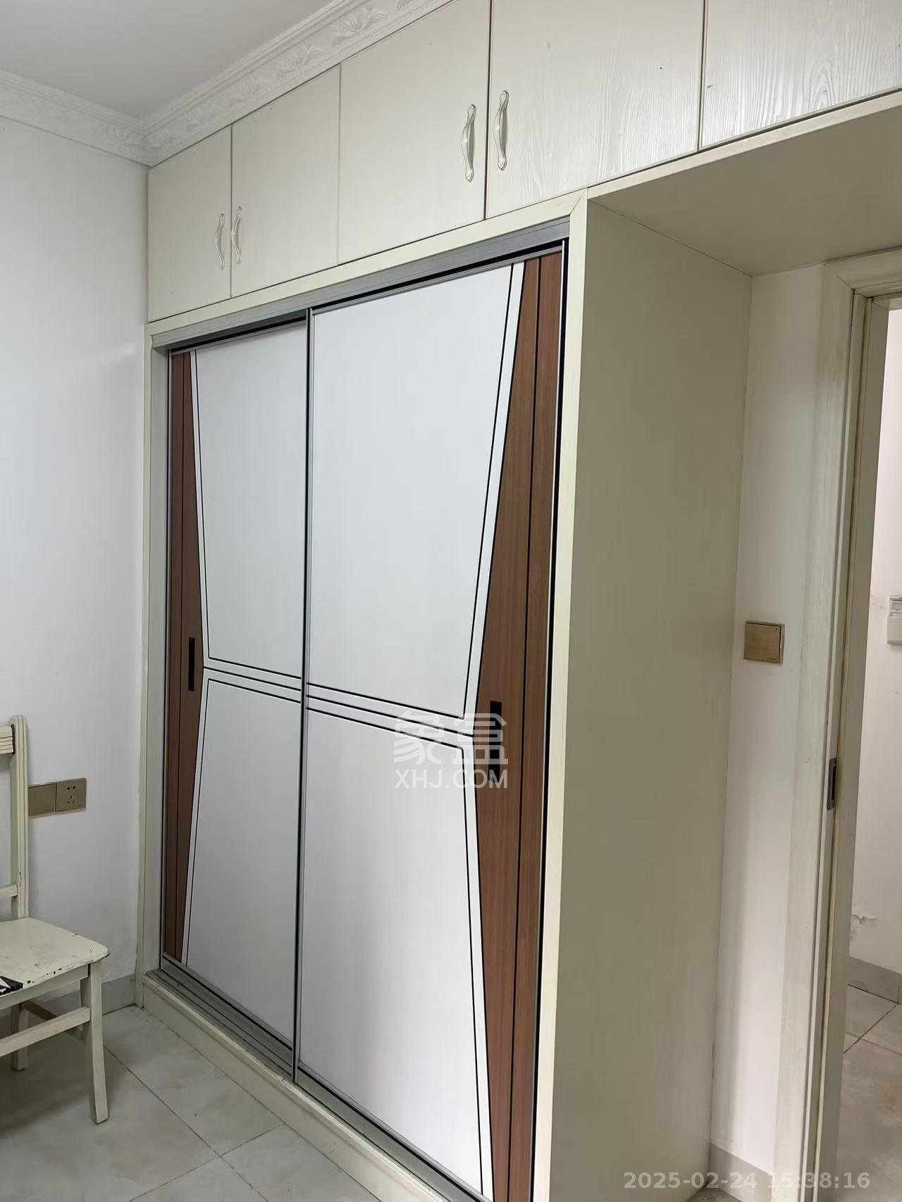 麓枫和苑  4室2厅2卫   3200.00元/月室内图