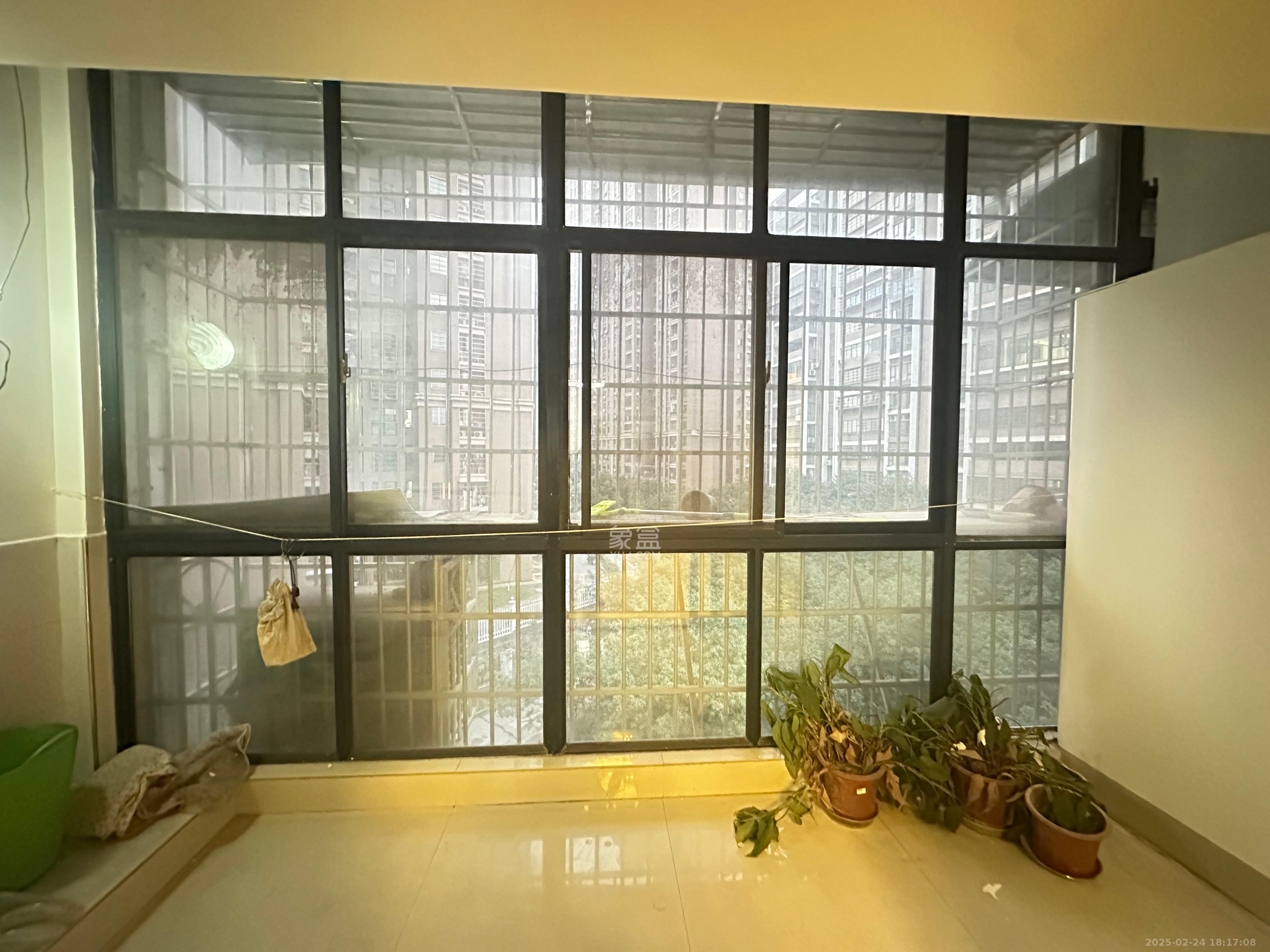 幸福里润城（幸福里二期）  3室2厅2卫   2300.00元/月室内图