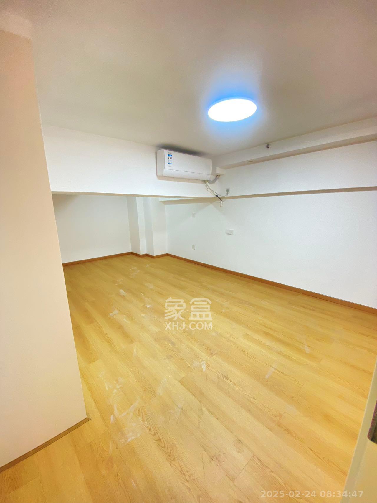 中建嘉和城  2室1厅1卫   2400.00元/月室内图