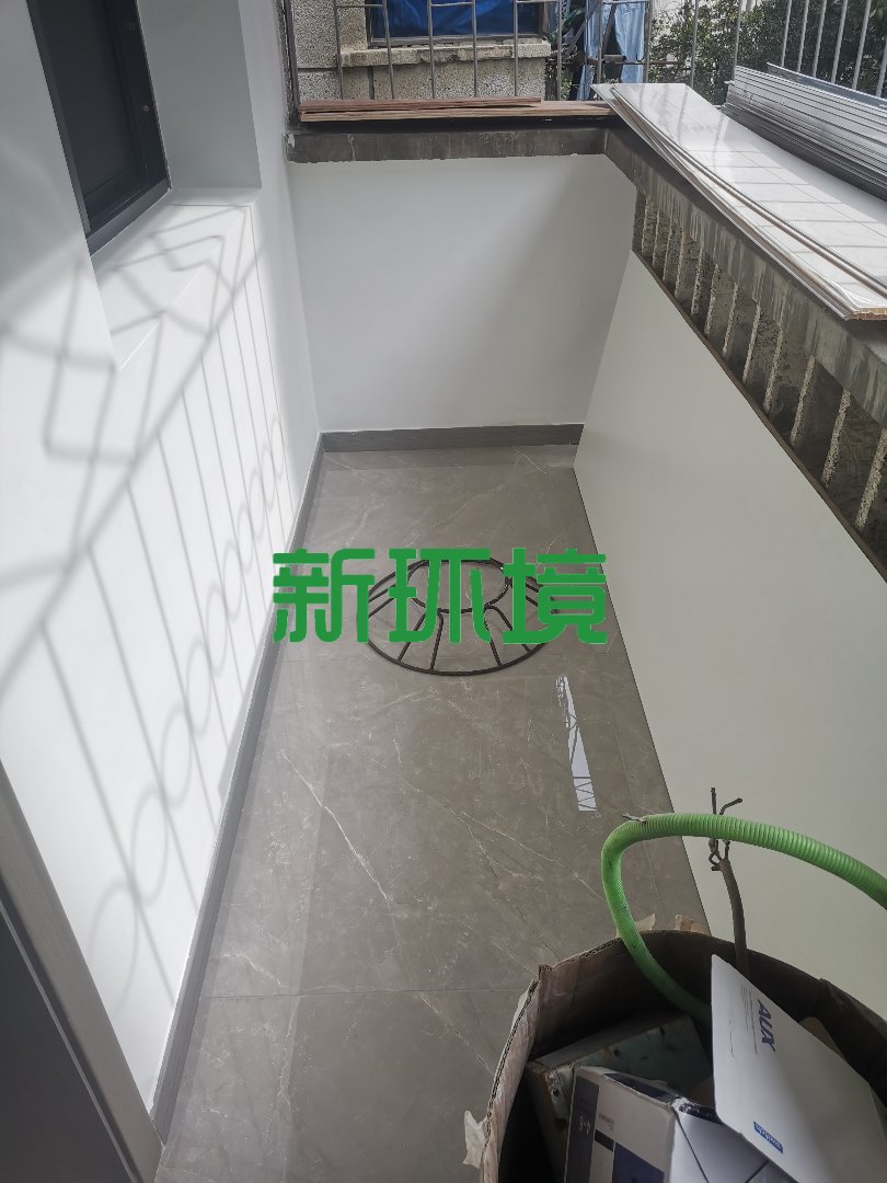 市委一号院  3室2厅1卫   38.00万阳台