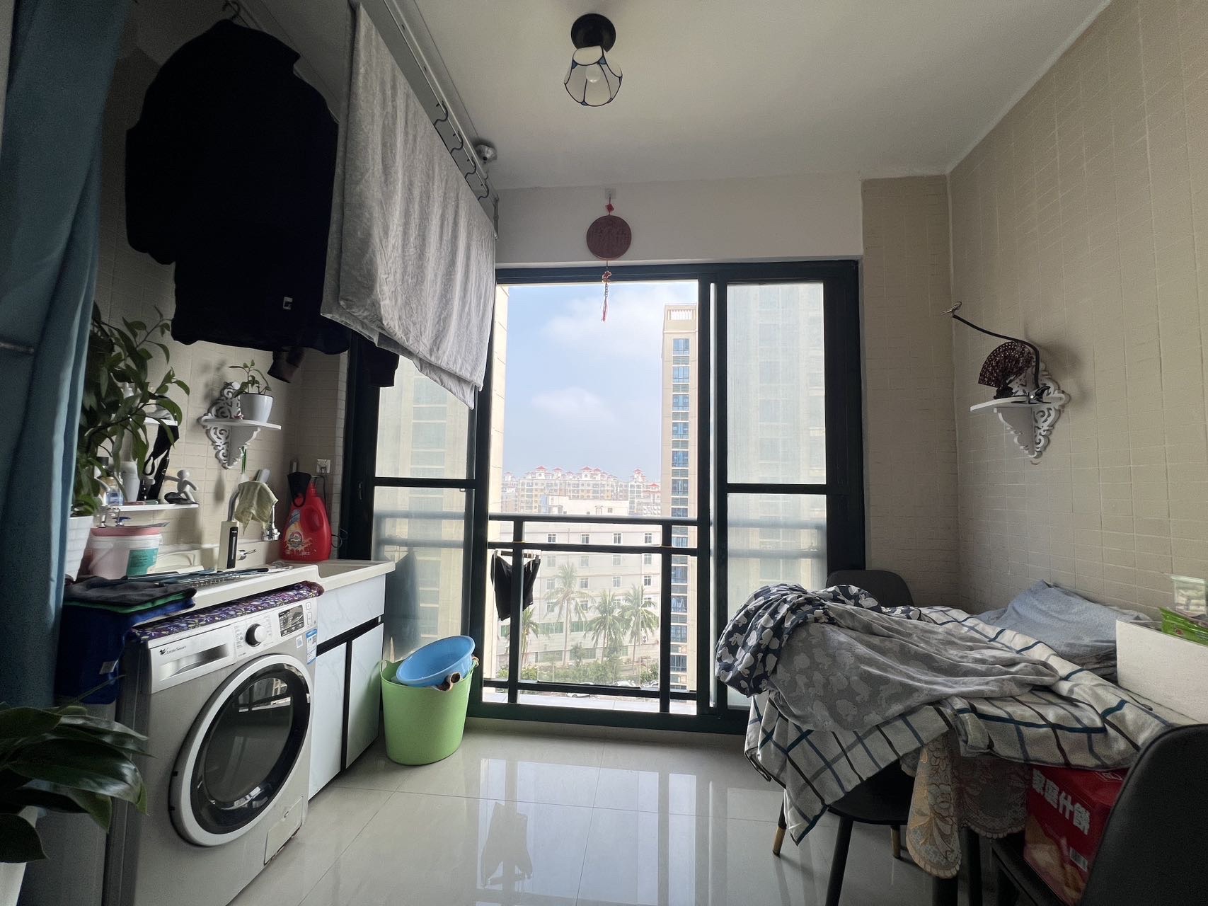 海岸银座花园 2室2厅1卫 95.0万 海岸银座花园 2室2厅1卫 95.0万客厅