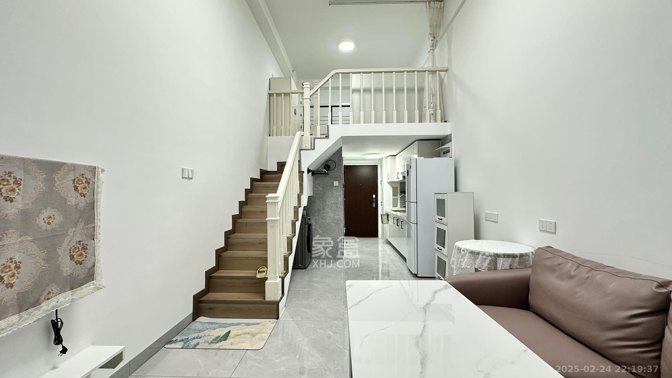 信诚湘江揽月(至善美景大厦) 1室0厅0卫 1600.0元/月 信诚湘江揽月(至善美景大厦) 1室0厅0卫 1600.0元/月室内图