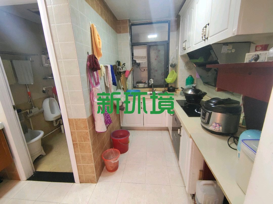 熙城春天  3室2厅2卫   62.00万客厅