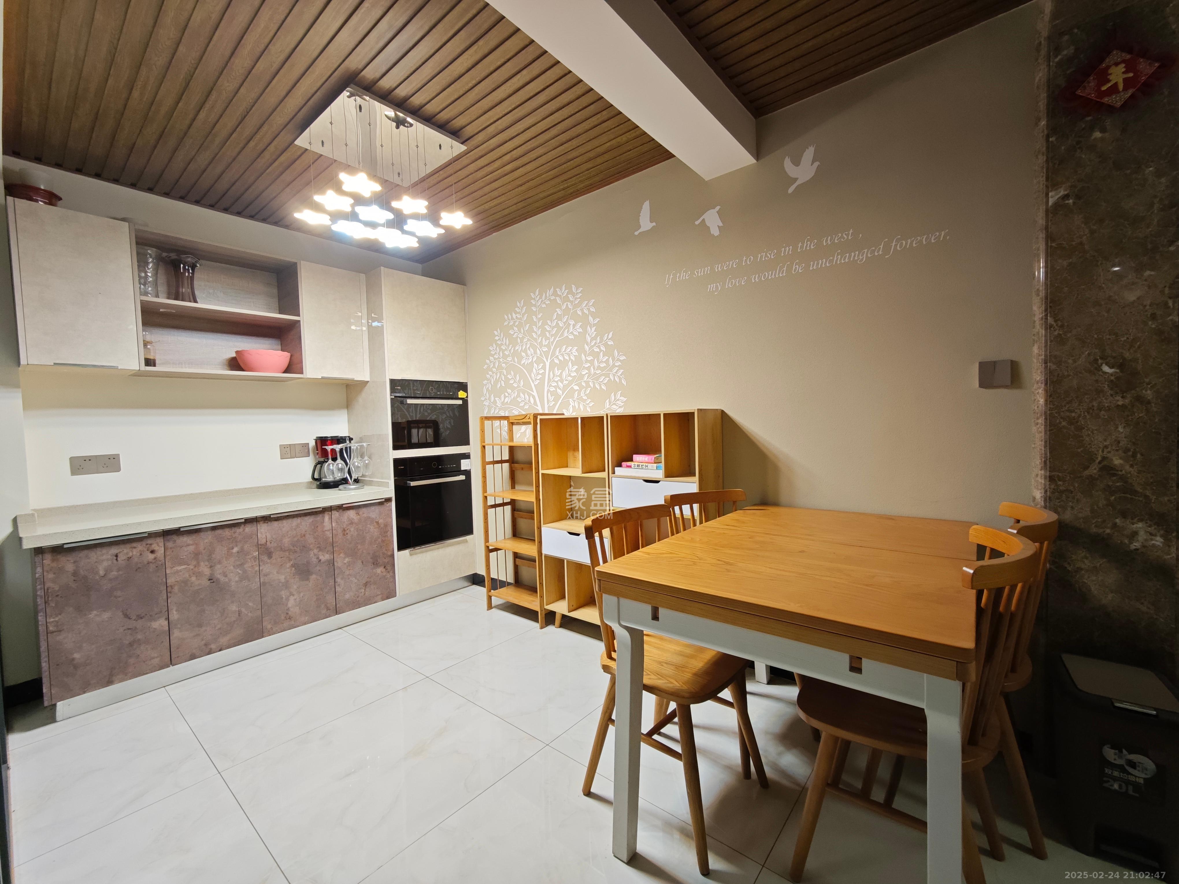 蓝光幸福满庭 4室2厅2卫 3200.0元/月 蓝光幸福满庭 4室2厅2卫 3200.0元/月室内图