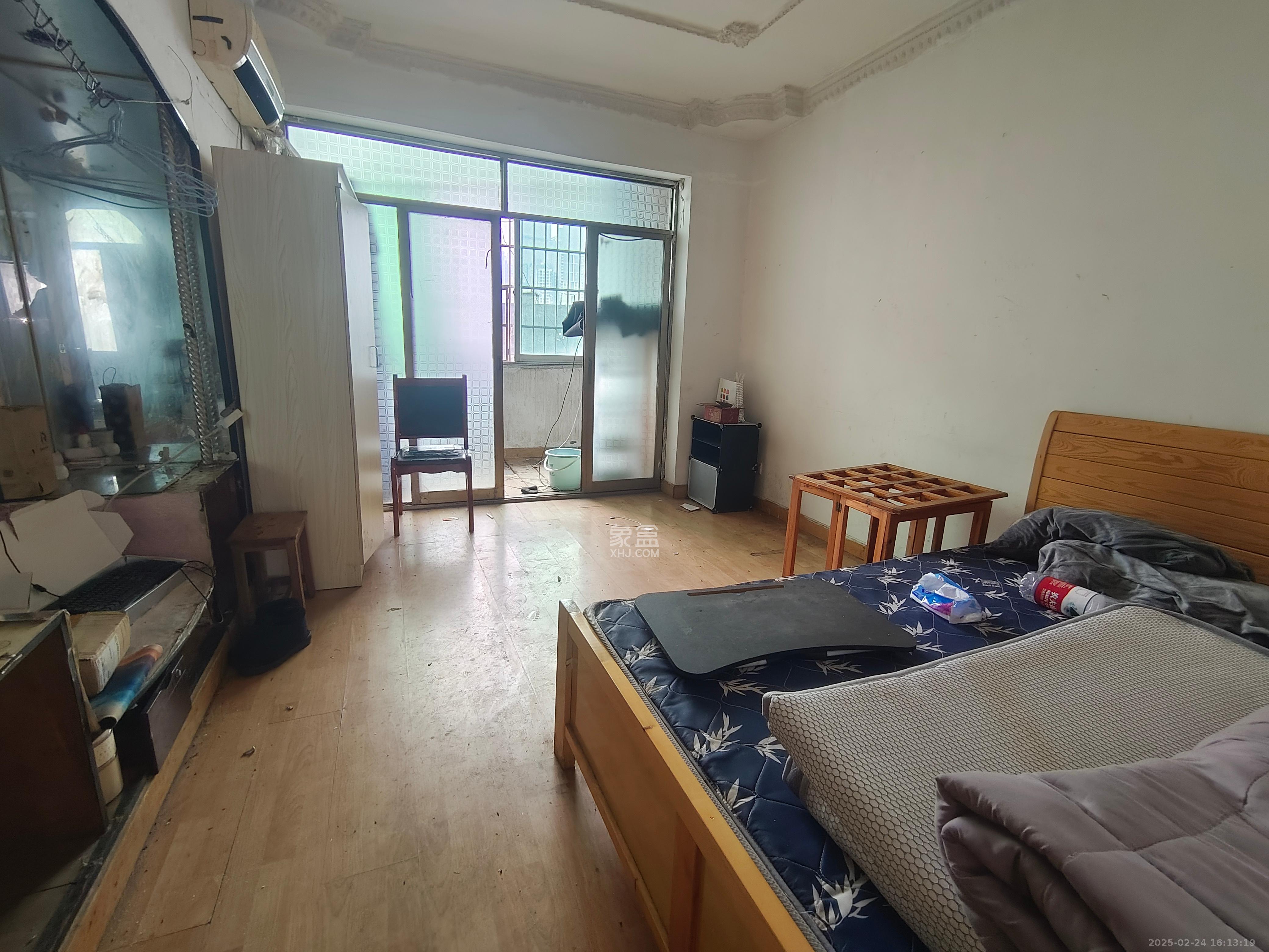 上碧湘街散盘 1室0厅0卫 1200.0元/月 上碧湘街散盘 1室0厅0卫 1200.0元/月室内图