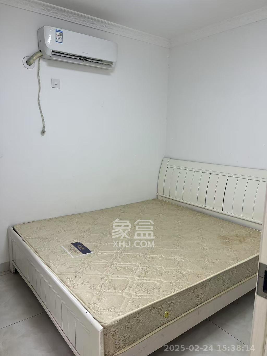 麓枫和苑  4室2厅2卫   3200.00元/月室内图