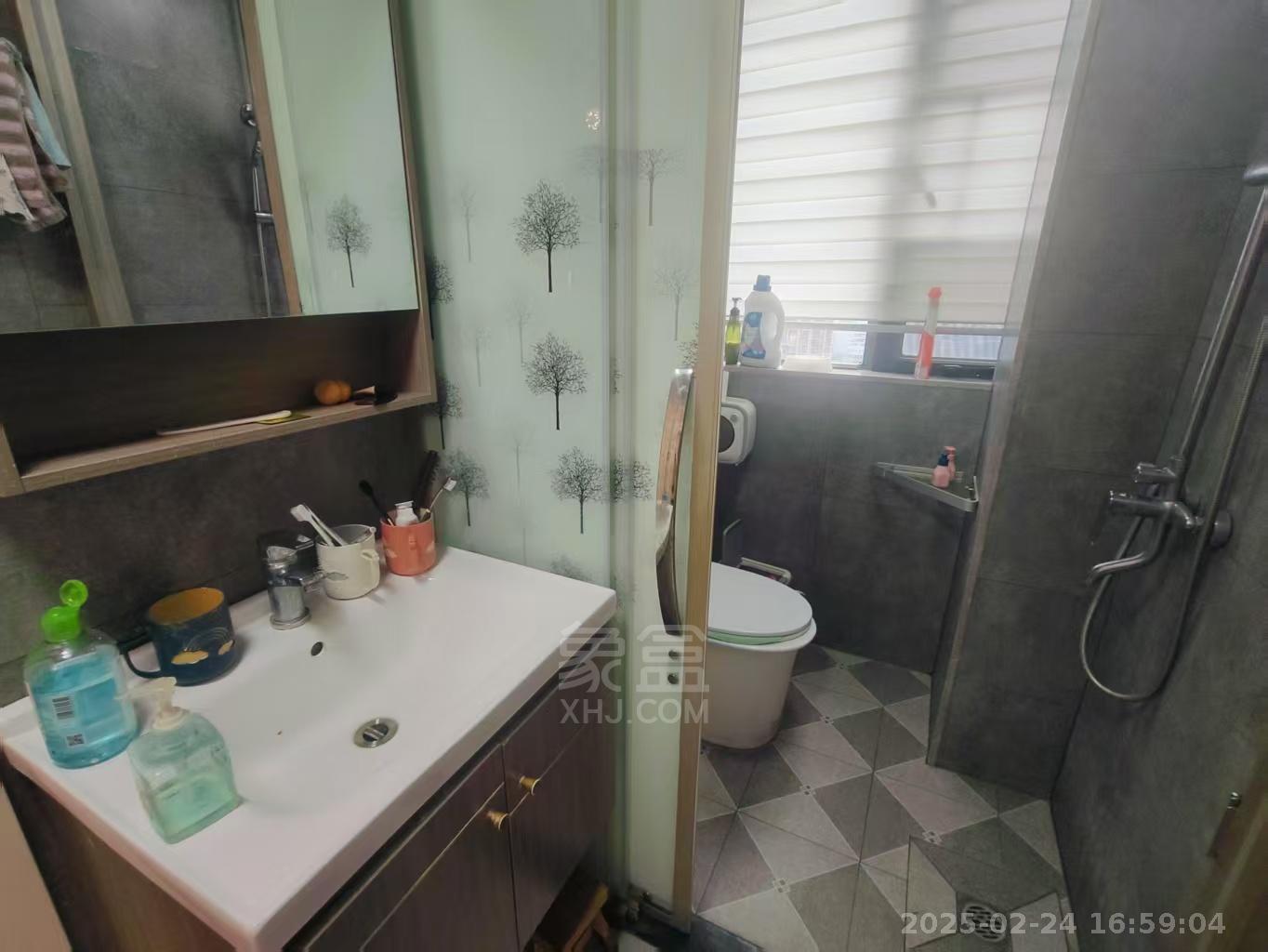 凯风珑城 2室1厅1卫 1400.0元/月 凯风珑城 2室1厅1卫 1400.0元/月室内图