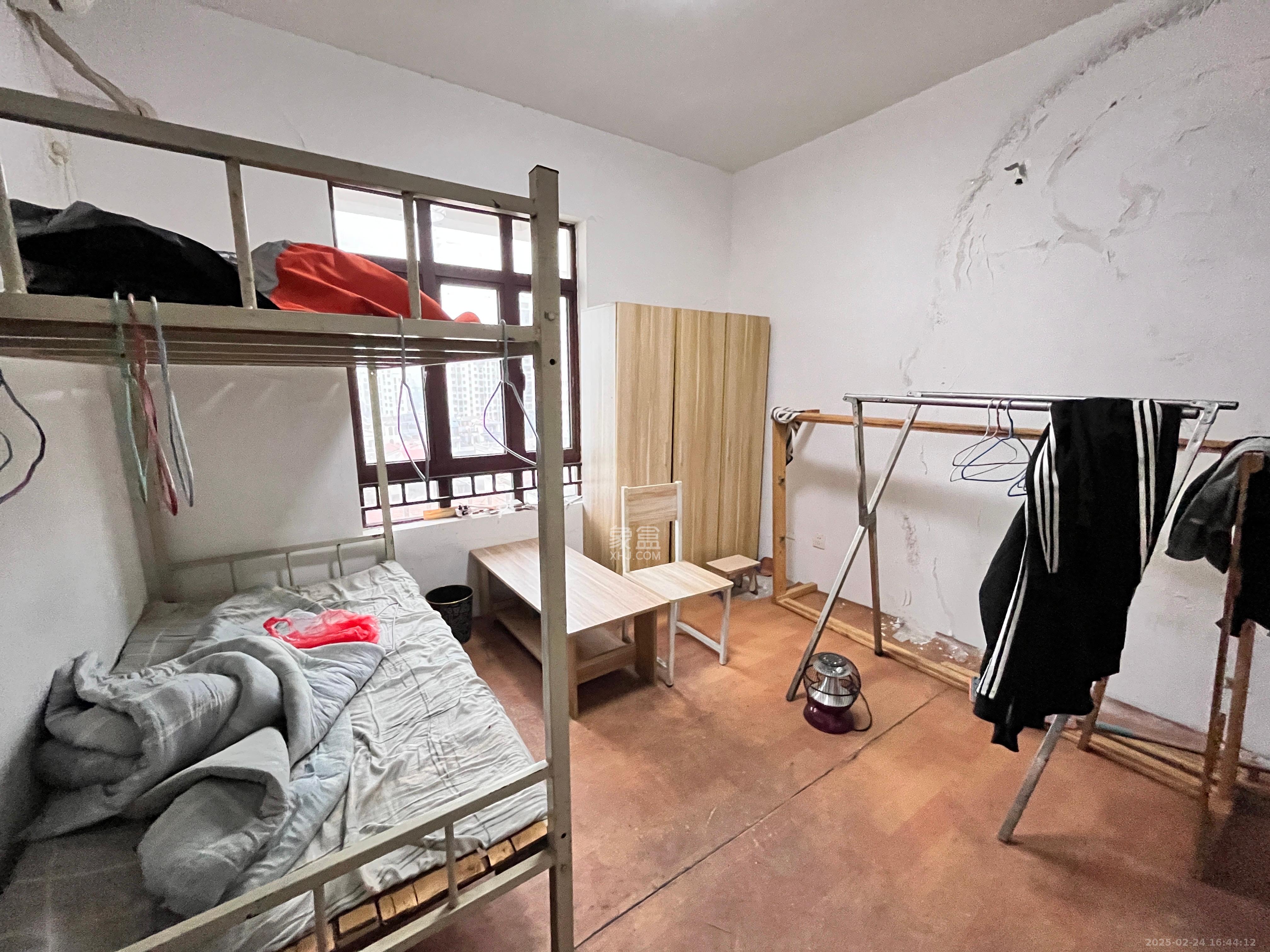 鹏基诺亚山林  1室0厅0卫    1700.0元/月 鹏基诺亚山林  1室0厅0卫    1700.0元/月室内图