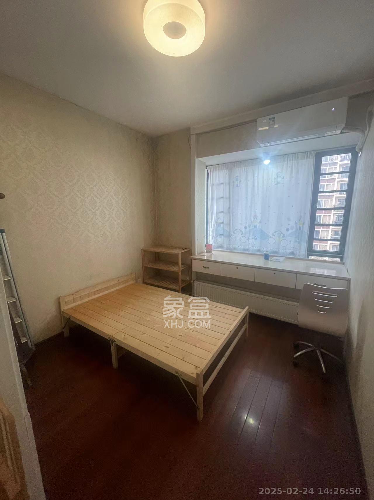 亚华香舍花都  3室2厅2卫   3300.00元/月室内图