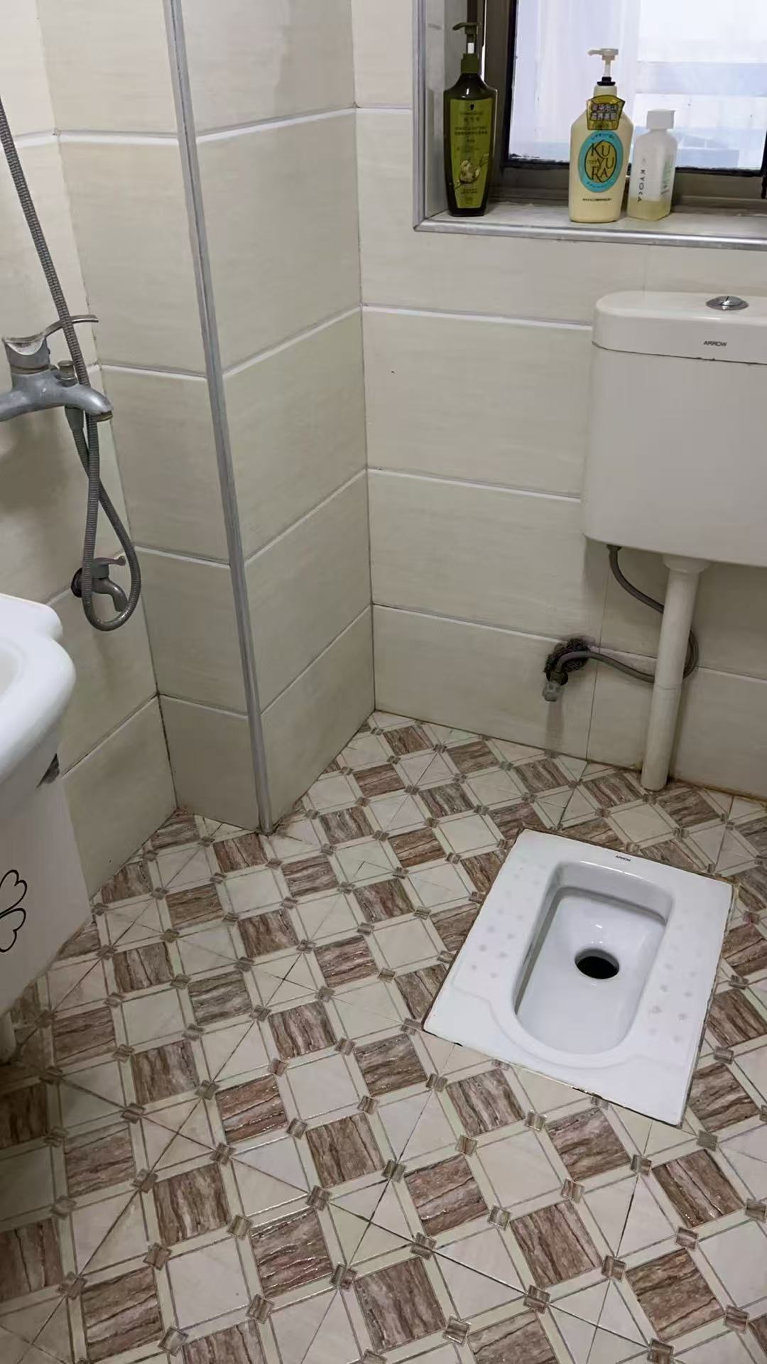 泓泽星城 3室2厅2卫 1500.0元/月 泓泽星城 3室2厅2卫 1500.0元/月室内图