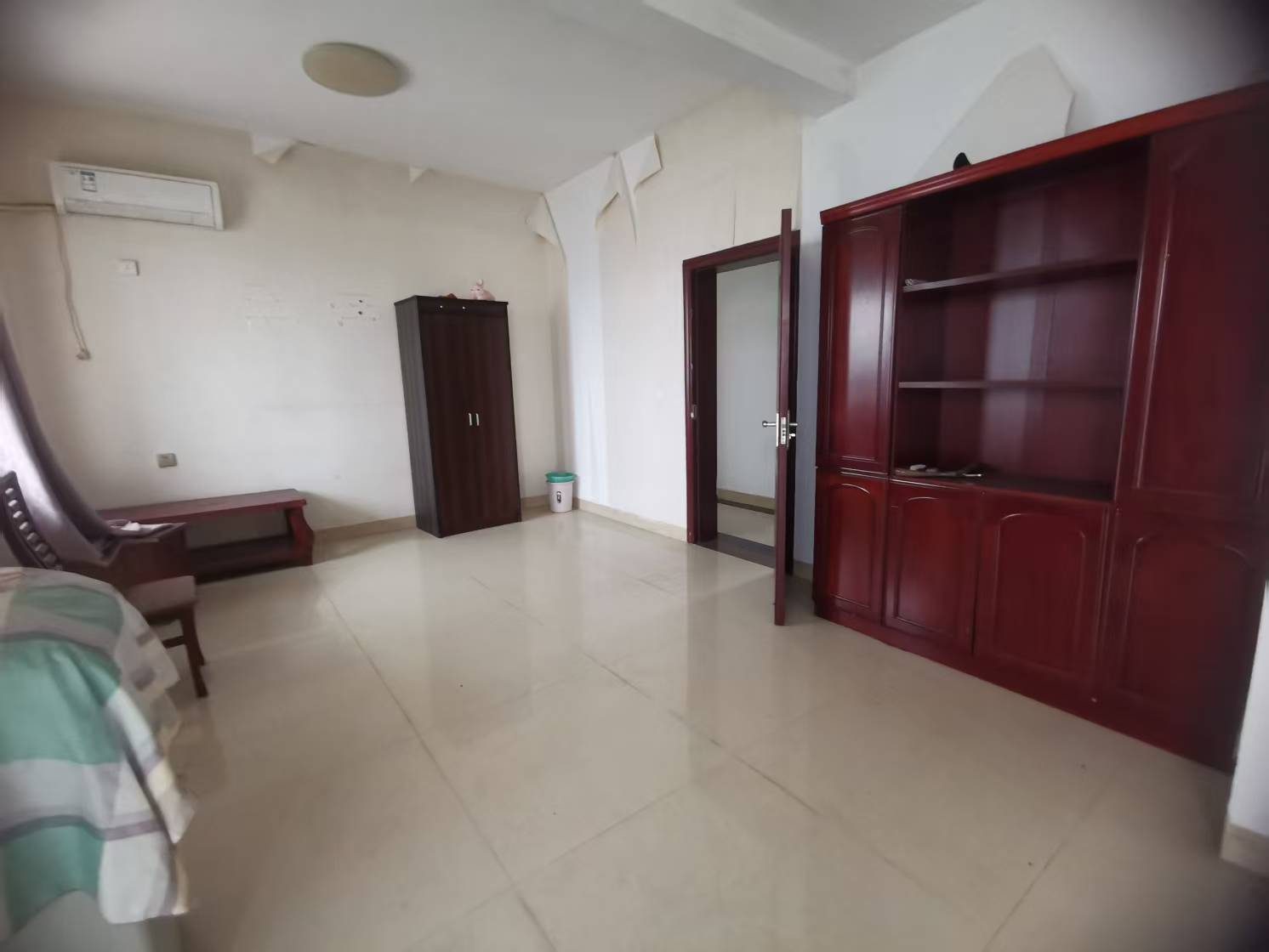 凯旋豪庭 3室2厅2卫 1800.0元/月 凯旋豪庭 3室2厅2卫 1800.0元/月室内图