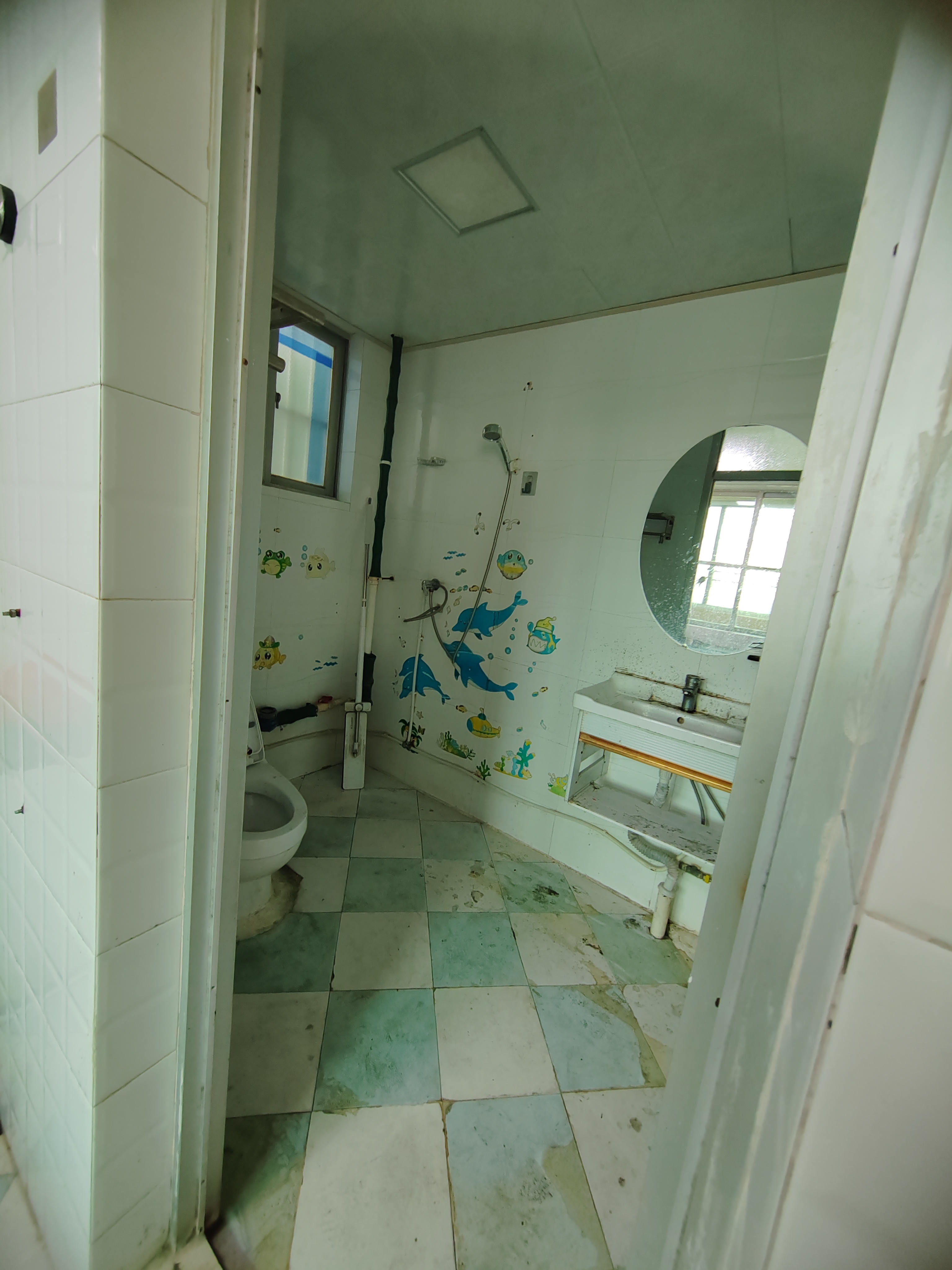 信力花苑  2室2厅1卫    126.0万 信力花苑  2室2厅1卫    126.0万卫生间