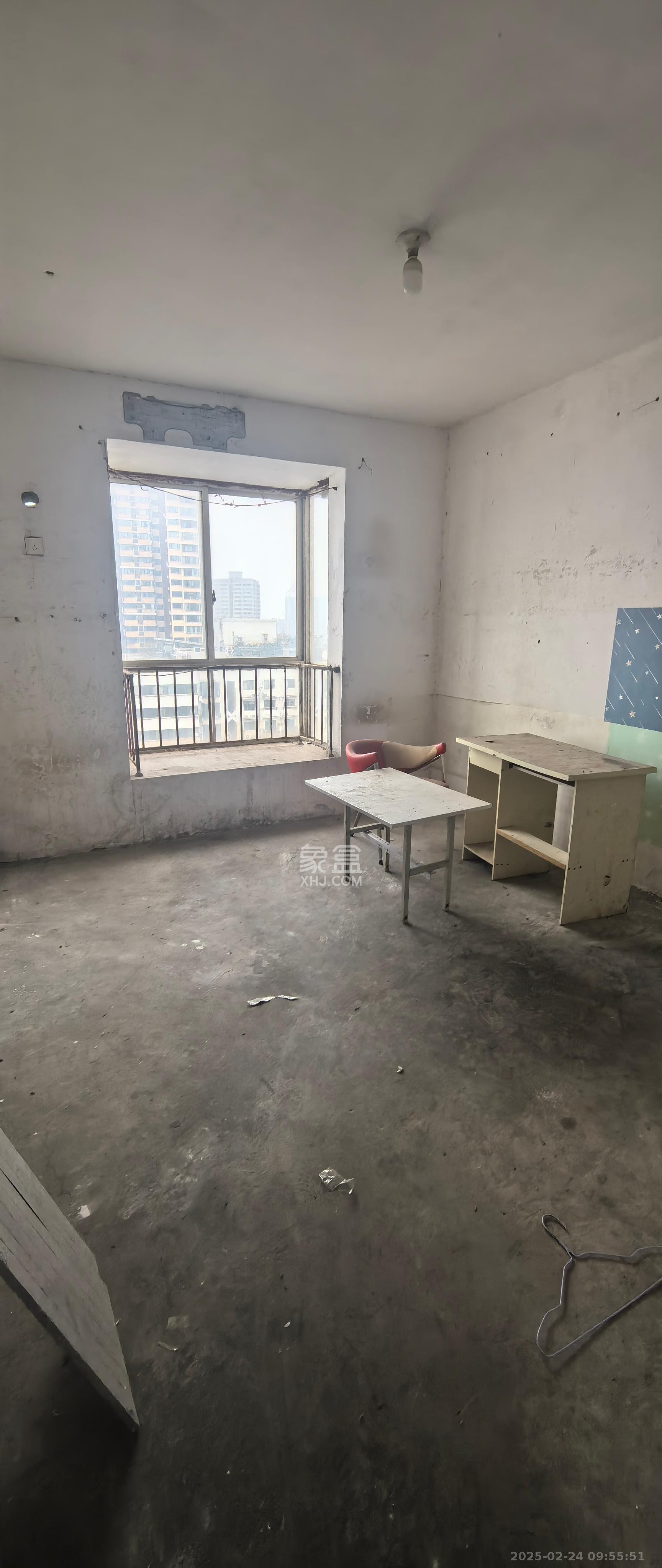 海利华宫大厦  3室2厅1卫   2000.00元/月室内图