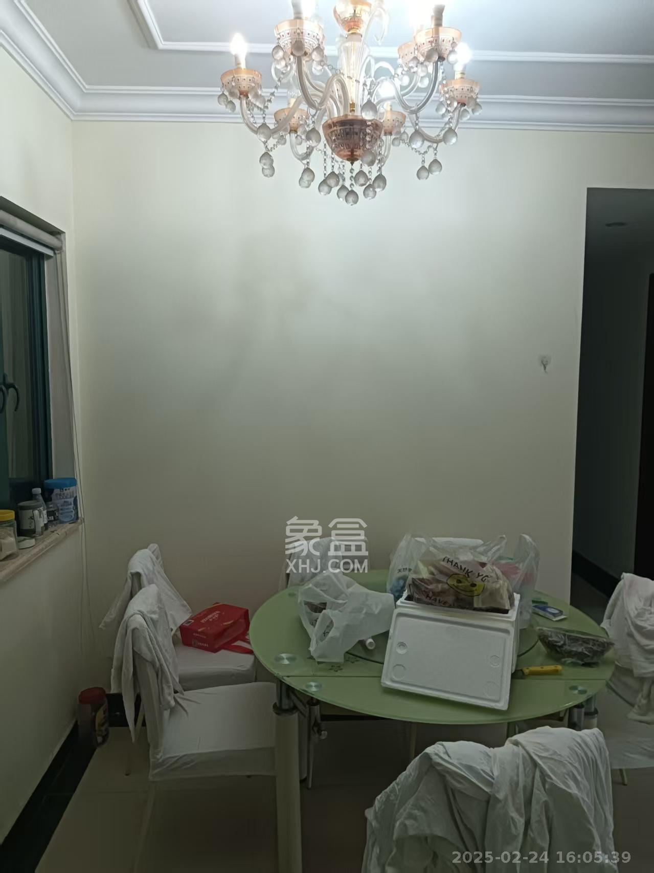 恒大雅苑 2室2厅1卫 2300.0元/月 恒大雅苑 2室2厅1卫 2300.0元/月室内图