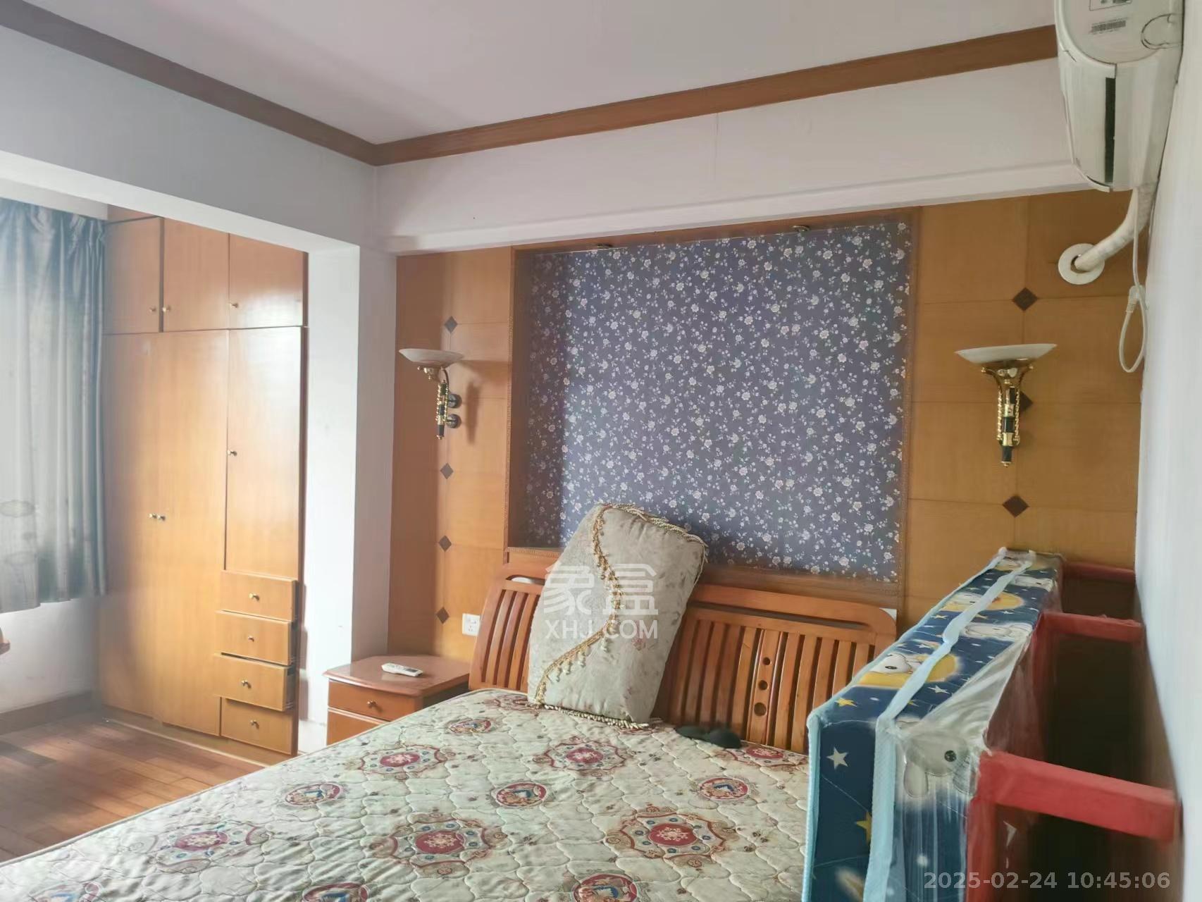 中国人民财产股份公司宿舍(人民保险公司宿舍) 3室2厅2卫 2100.0元/月 中国人民财产股份公司宿舍(人民保险公司宿舍) 3室2厅2卫 2100.0元/月室内图