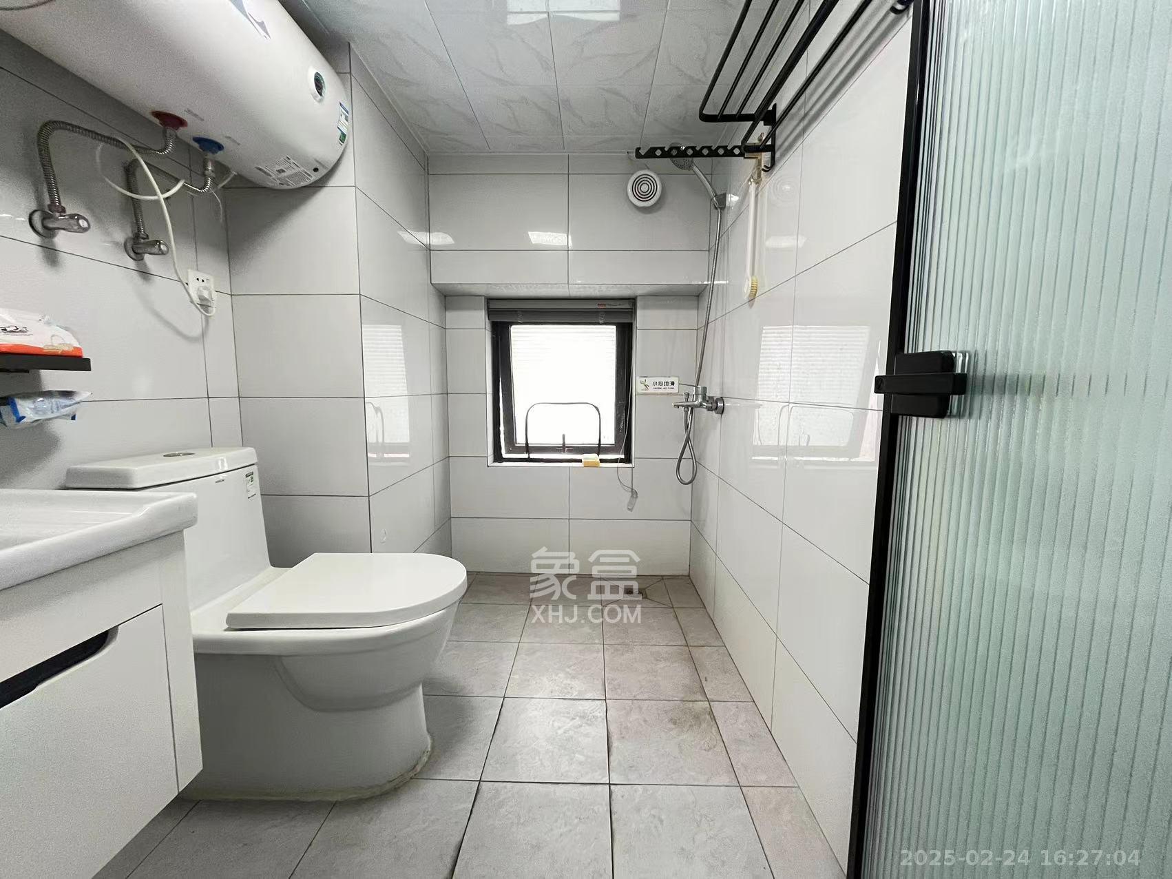 龙湖新壹城 1室1厅1卫 1500.0元/月 龙湖新壹城 1室1厅1卫 1500.0元/月室内图