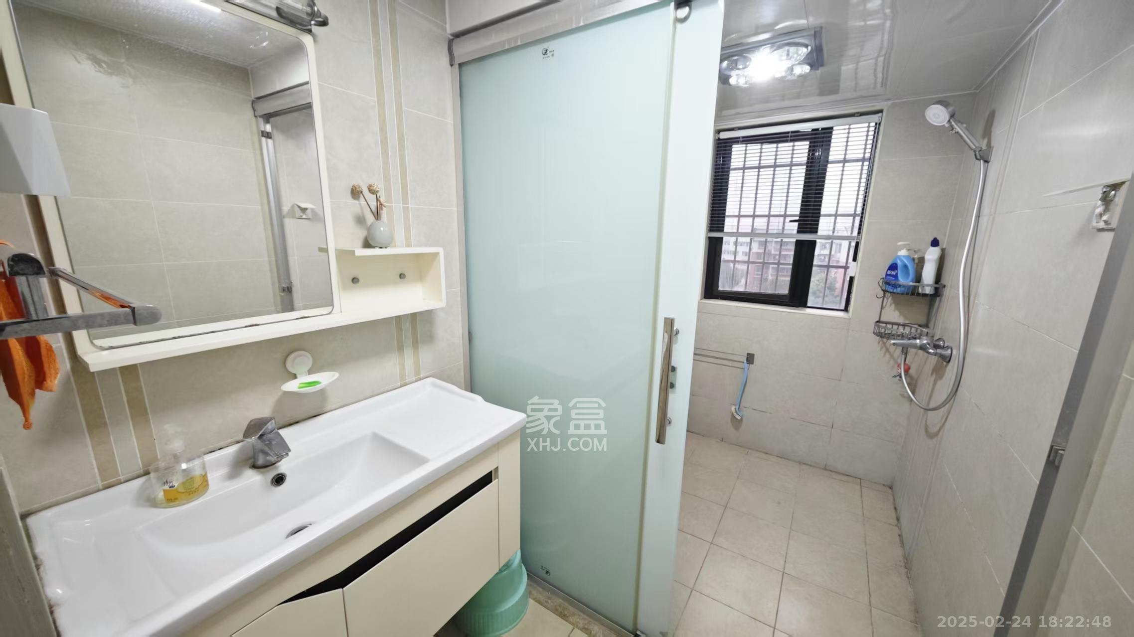 长大卧琥  3室2厅2卫   2800.00元/月室内图