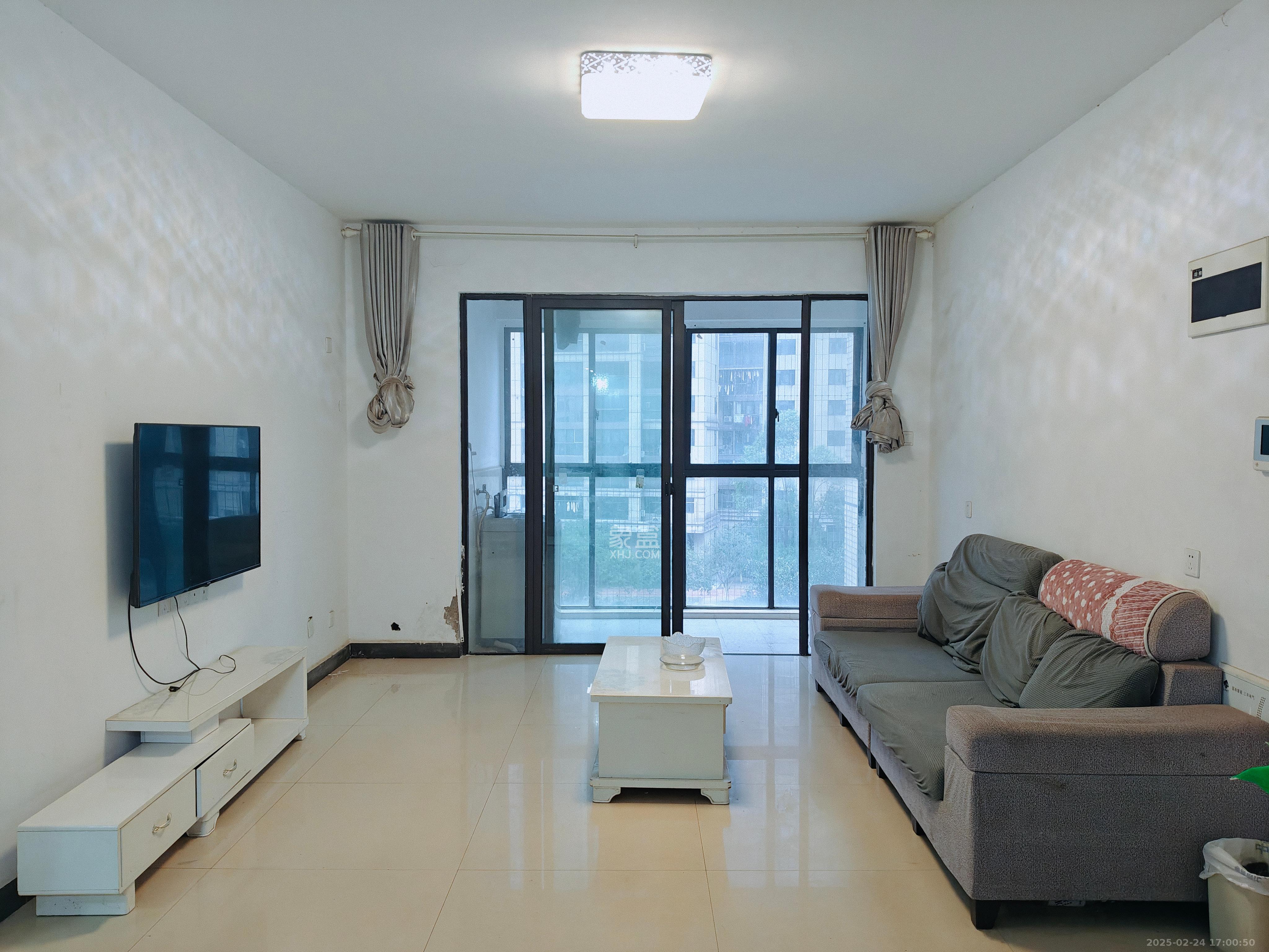 乾源国际 3室1厅2卫 1800.0元/月 乾源国际 3室1厅2卫 1800.0元/月室内图