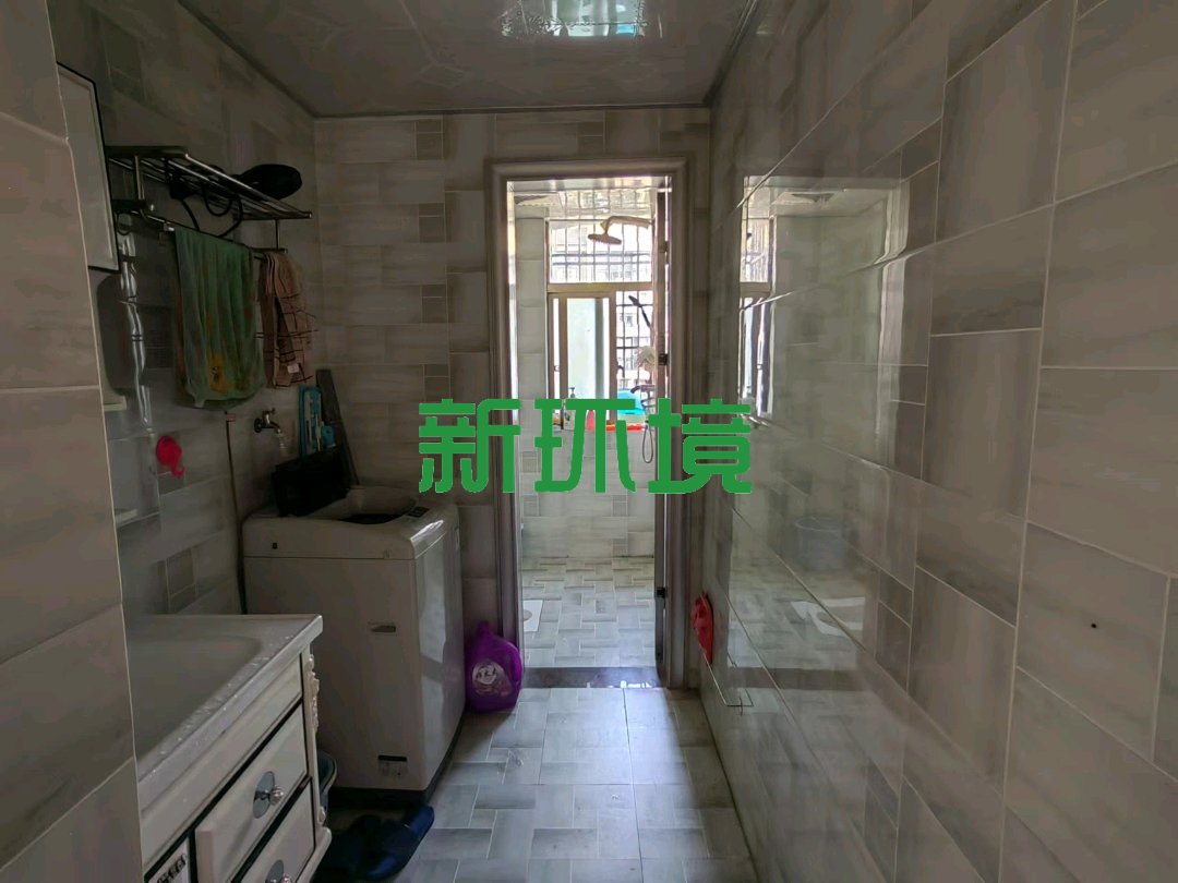 西溪美景  3室2厅1卫   61.80万客厅