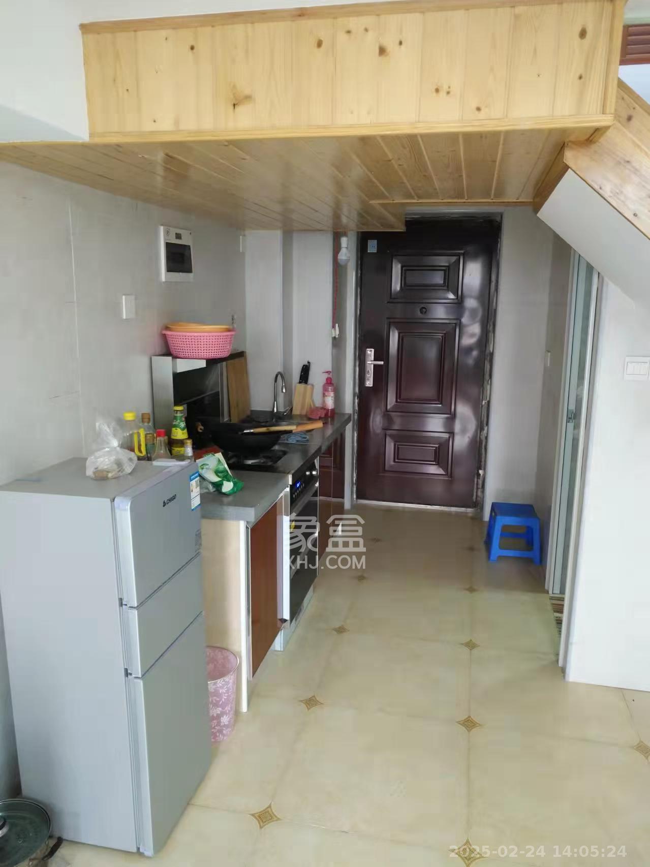 MOMA当代广场  1室1厅1卫    1300.0元/月 MOMA当代广场  1室1厅1卫    1300.0元/月室内图