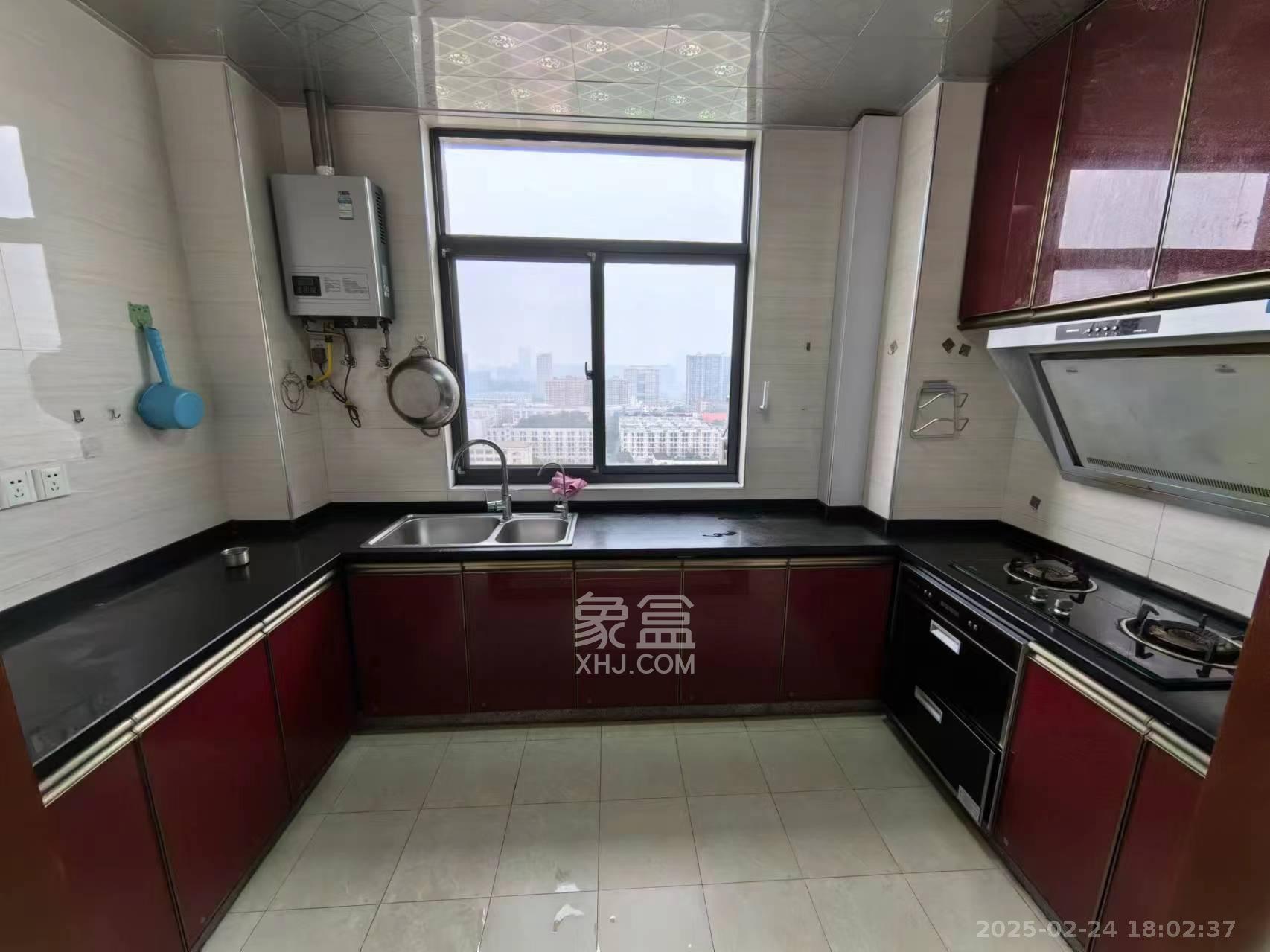 青园 3室2厅2卫 3300.0元/月 青园 3室2厅2卫 3300.0元/月室内图