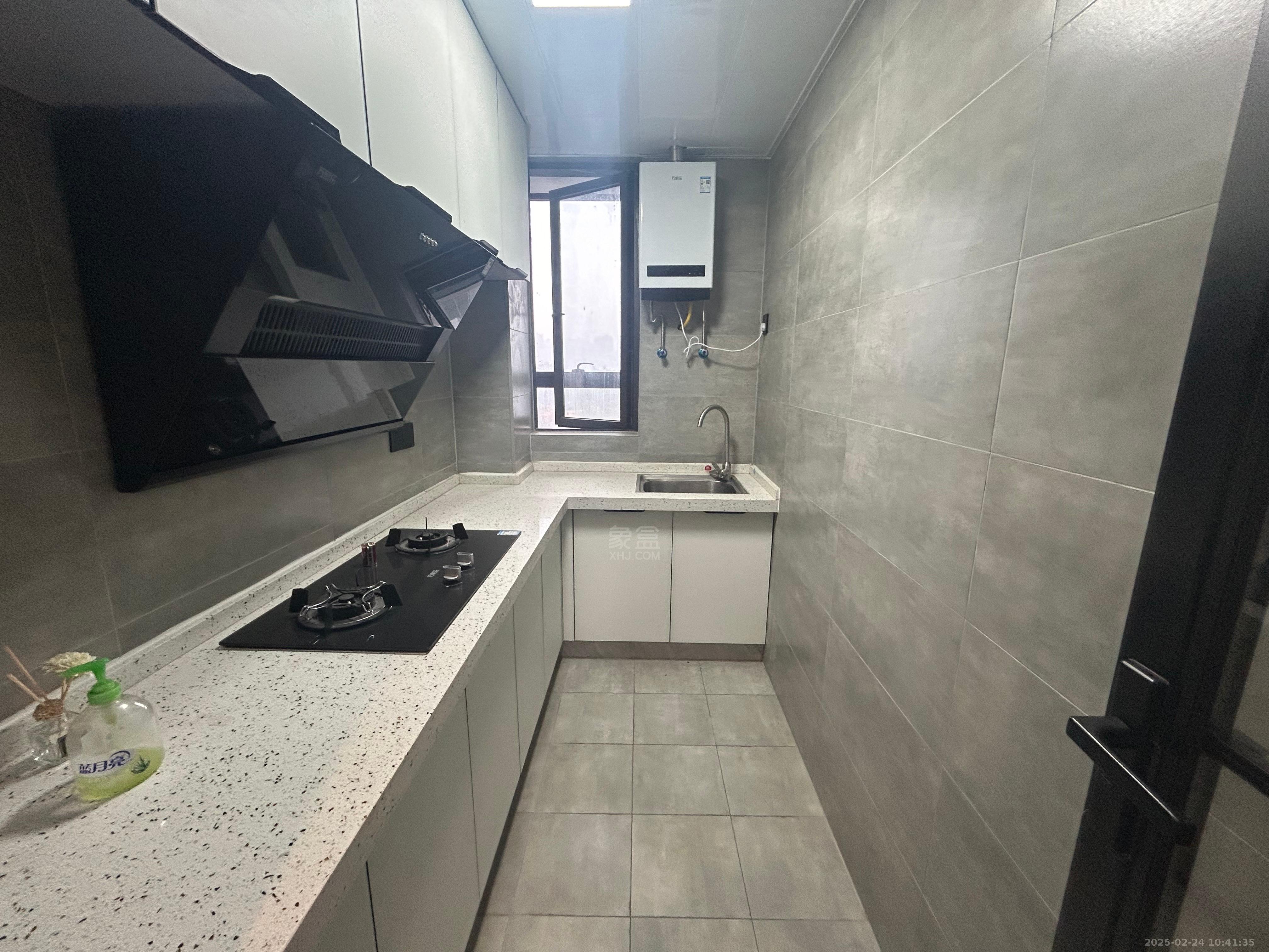 望云印象 1室1厅1卫 1600.0元/月 望云印象 1室1厅1卫 1600.0元/月室内图