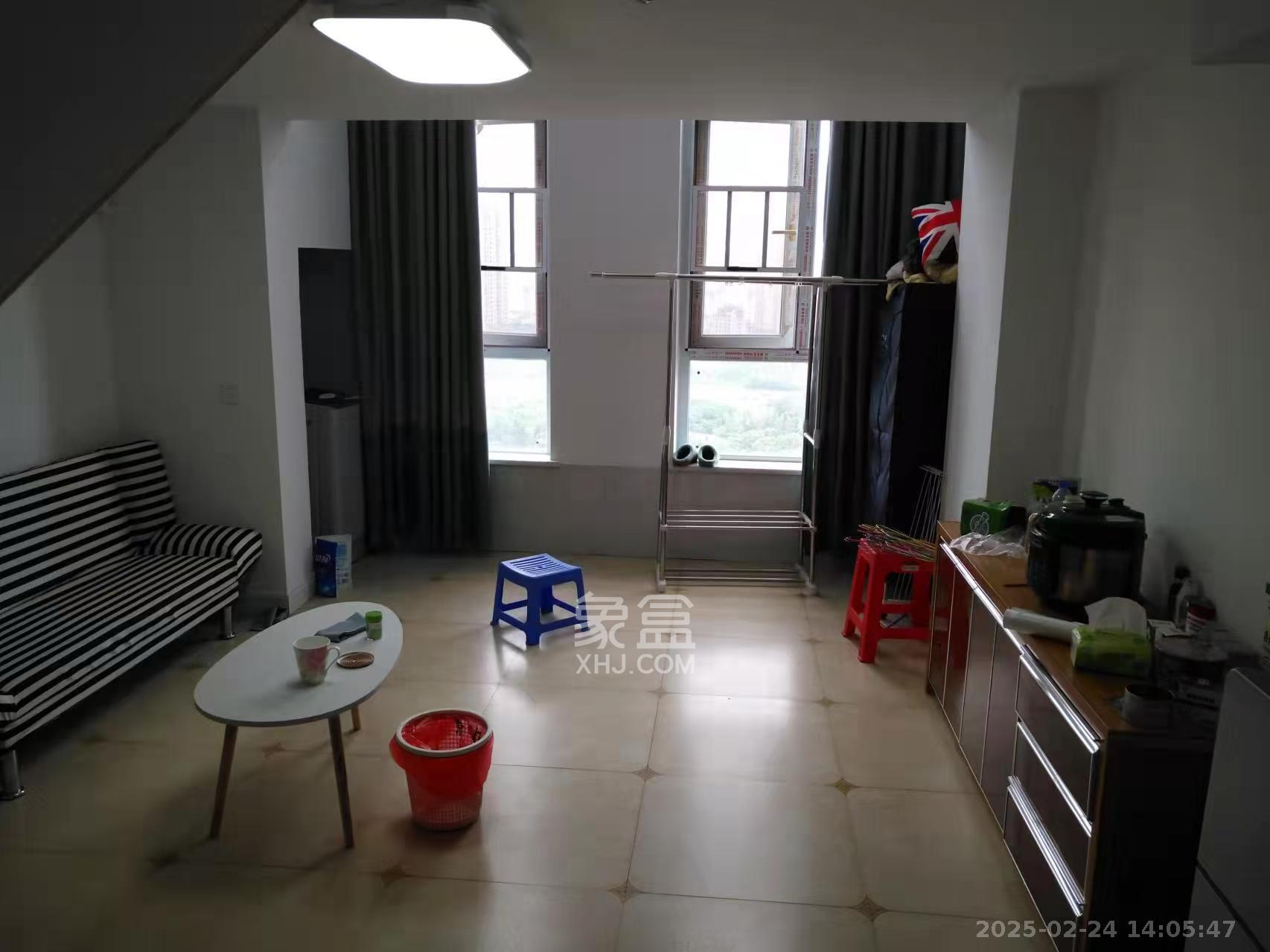 MOMA当代广场  1室1厅1卫    1300.0元/月 MOMA当代广场  1室1厅1卫    1300.0元/月室内图