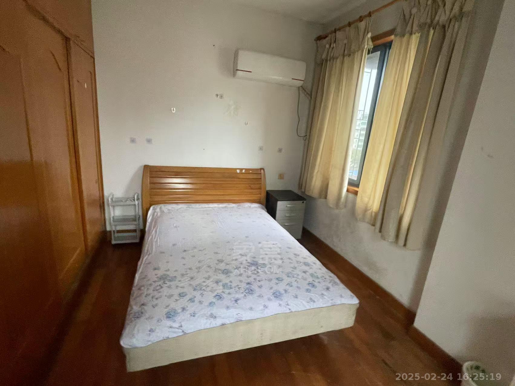 七一路散盘 3室2厅1卫 1600.0元/月 七一路散盘 3室2厅1卫 1600.0元/月室内图