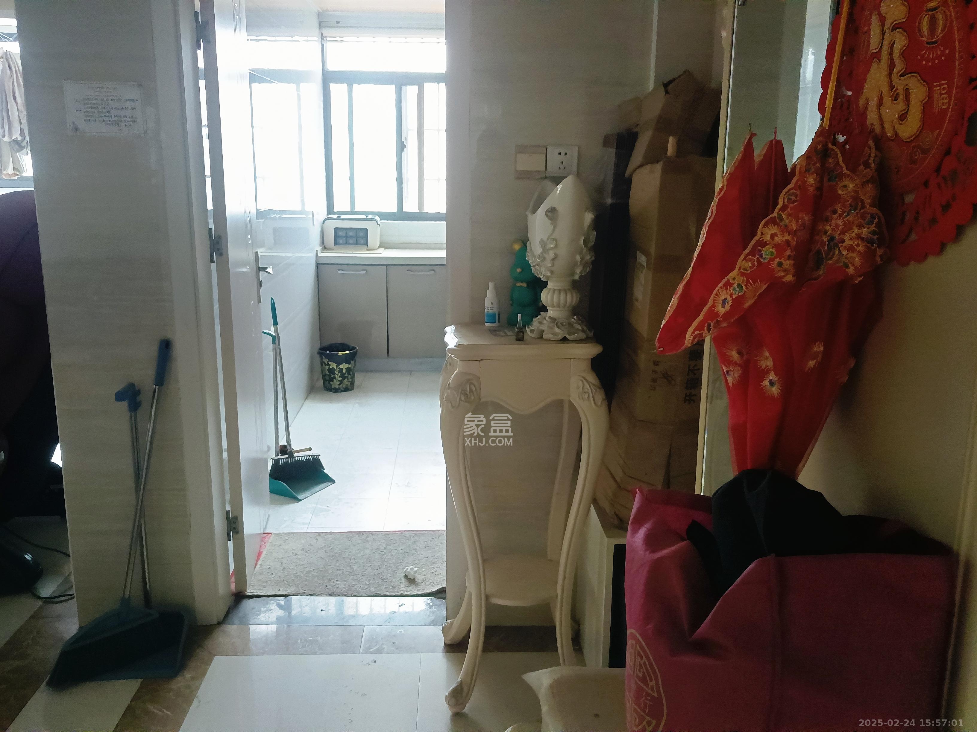 巢之恋  3室2厅1卫   2800.00元/月室内图