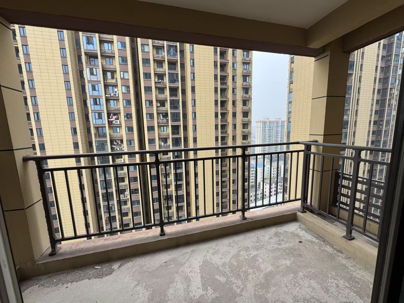 保利香槟国际 3室2厅2卫 62.8万 保利香槟国际 3室2厅2卫 62.8万室内图