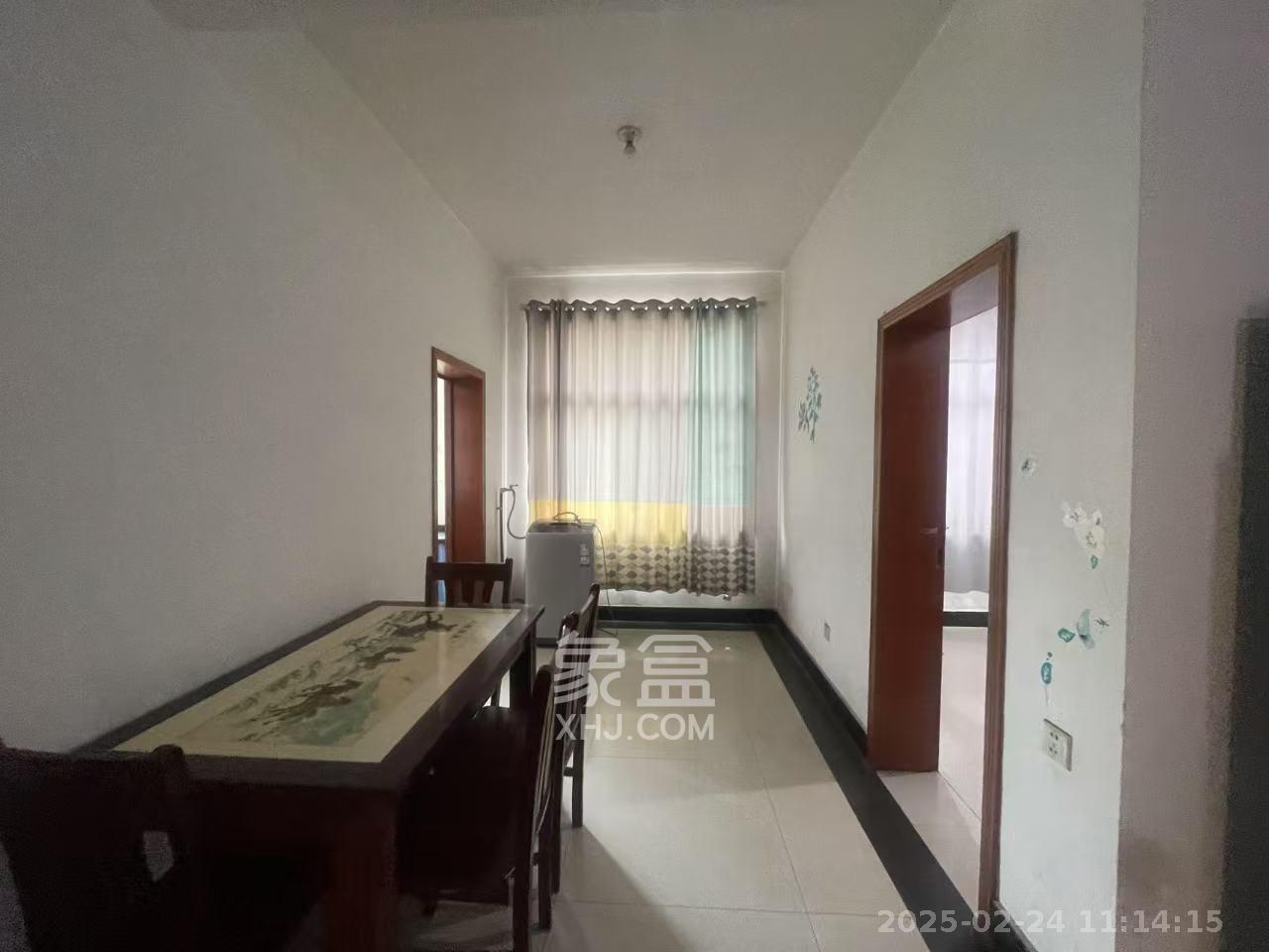 松雅安置小区 3室2厅1卫 1200.0元/月 松雅安置小区 3室2厅1卫 1200.0元/月室内图