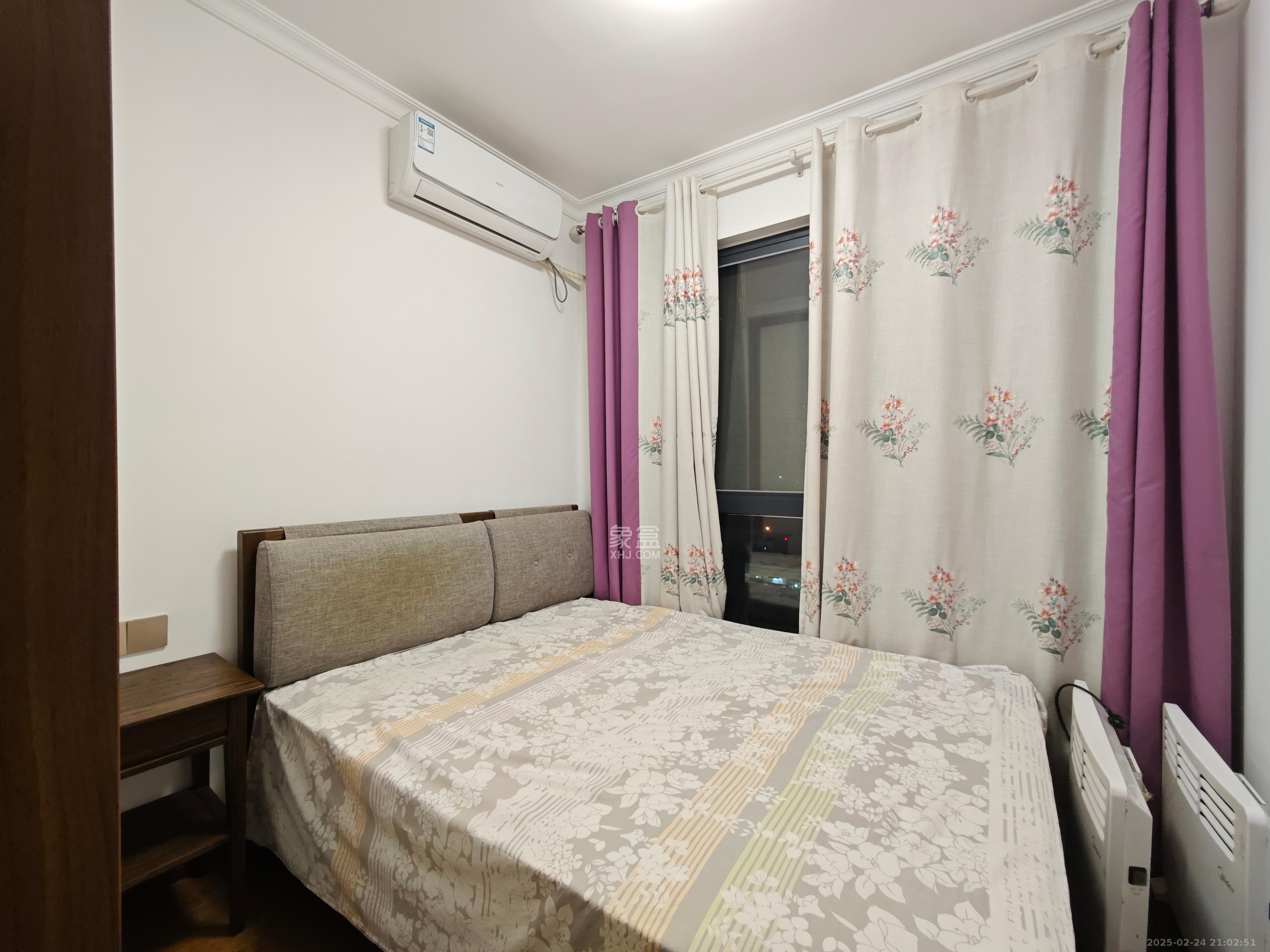 蓝光幸福满庭 4室2厅2卫 3200.0元/月 蓝光幸福满庭 4室2厅2卫 3200.0元/月室内图