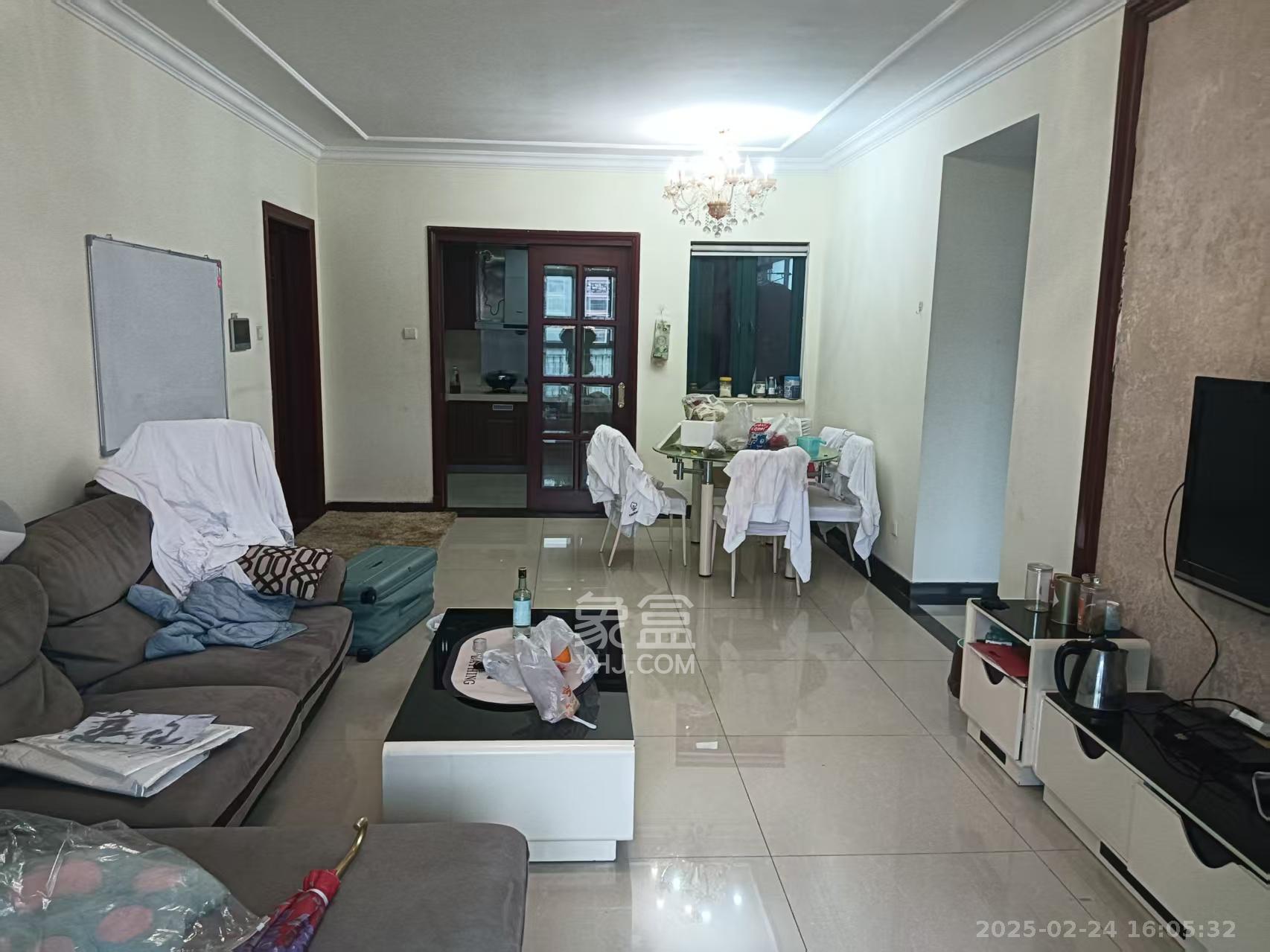 恒大雅苑 2室2厅1卫 2300.0元/月 恒大雅苑 2室2厅1卫 2300.0元/月室内图