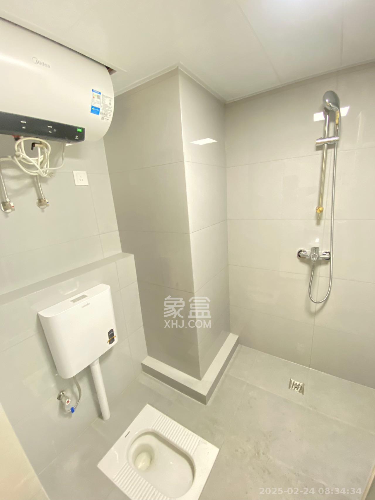 中建嘉和城  2室1厅1卫   2400.00元/月室内图